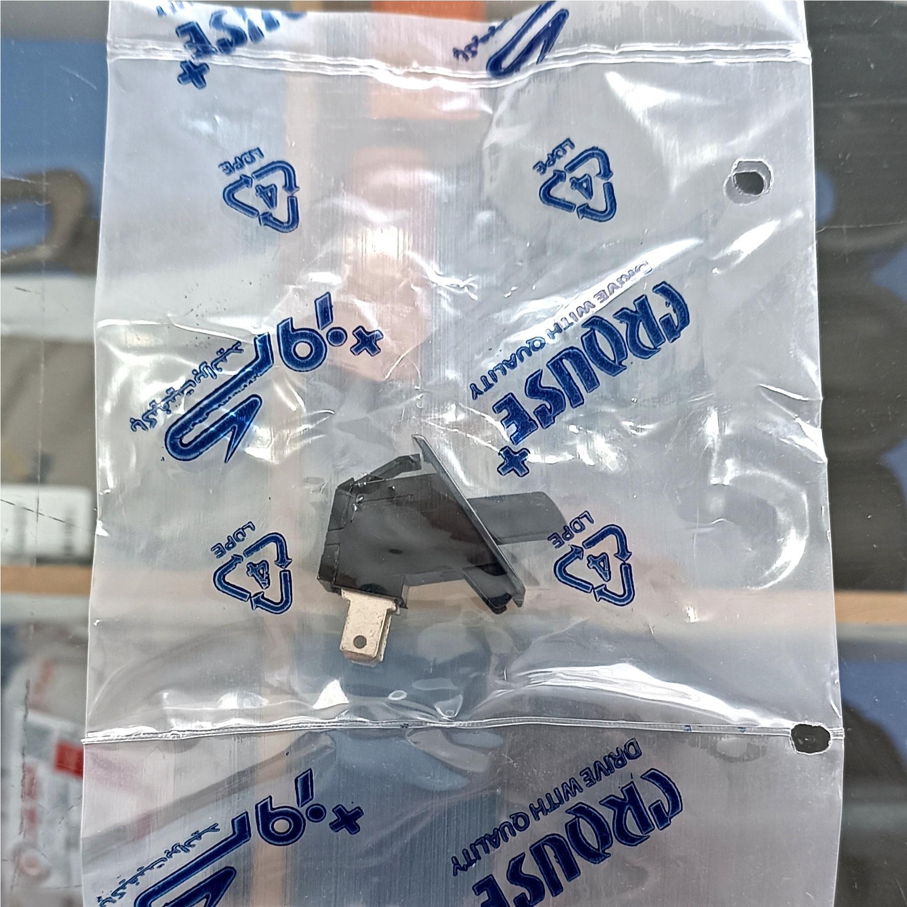 کلید چراغ داخل داشبورد پارس و سمند کروز