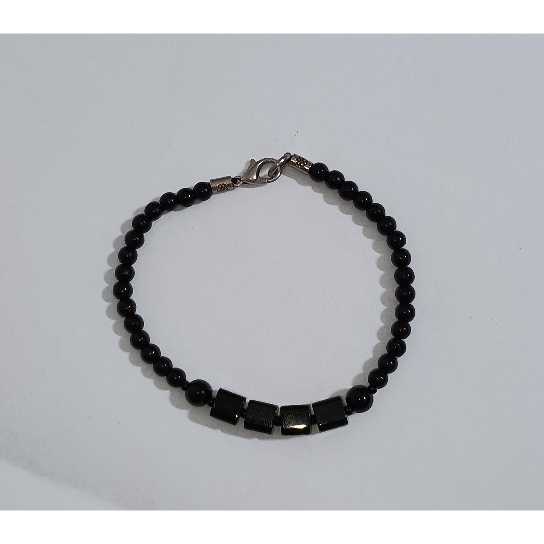 دستبند سنگی اصل