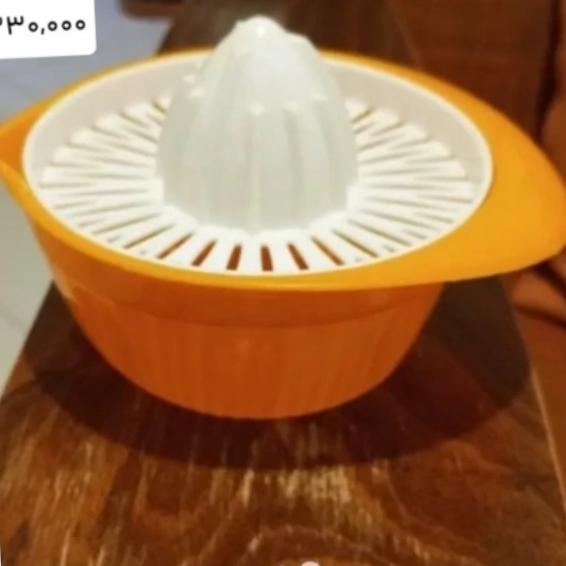آبمیوه گیری دستی کوچک
