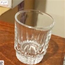 یک