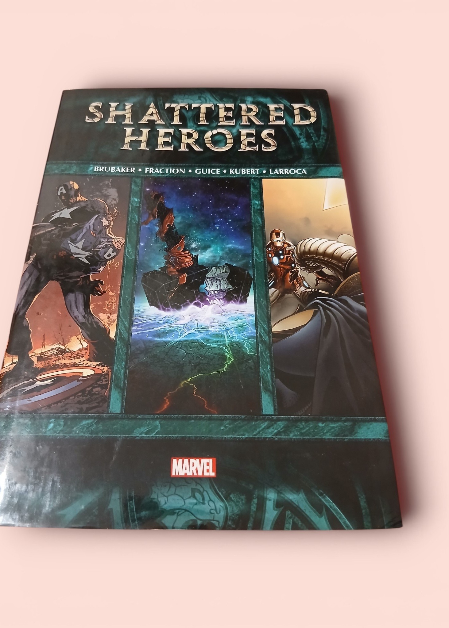 کتاب Marvell Shattered Heroes