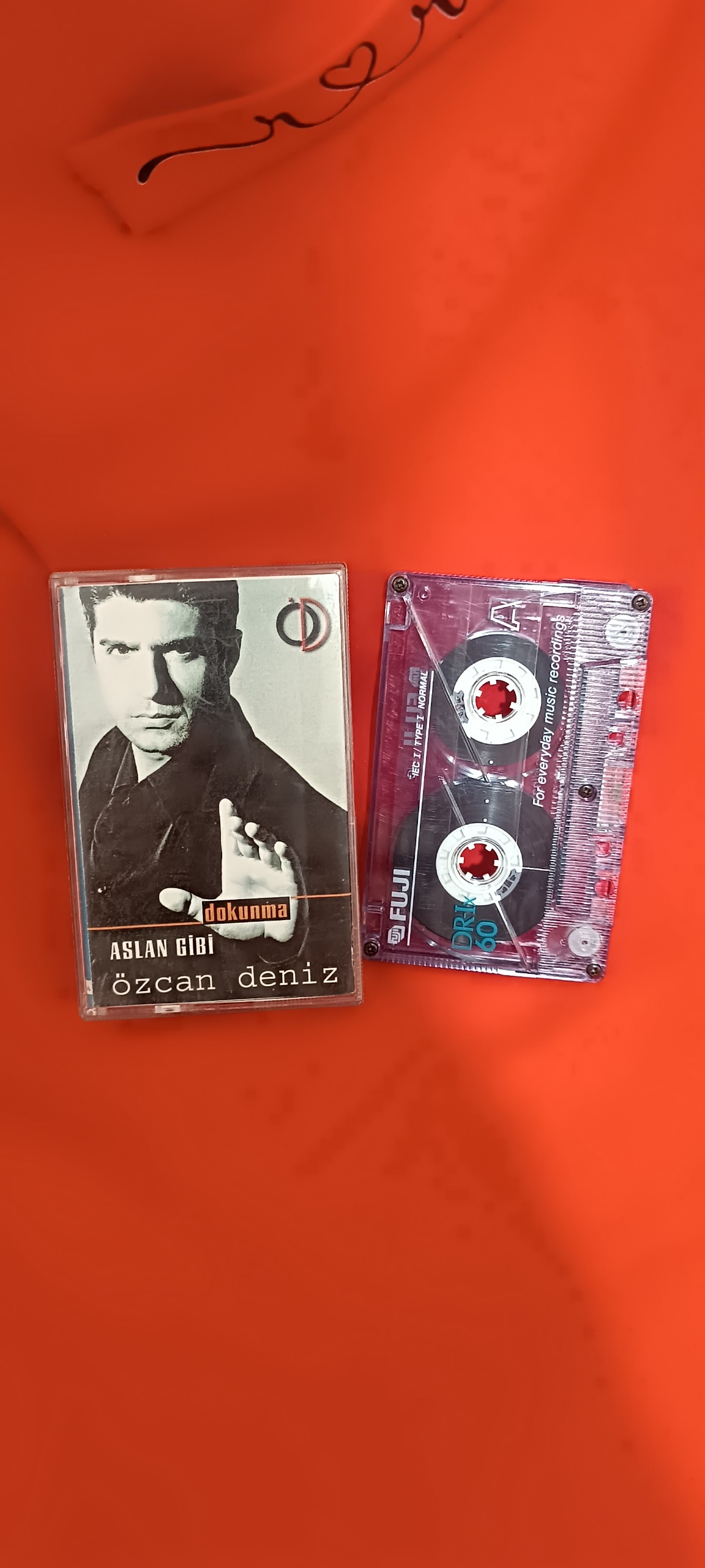 نوار کاست اوزجان دنیز ترکیه ای