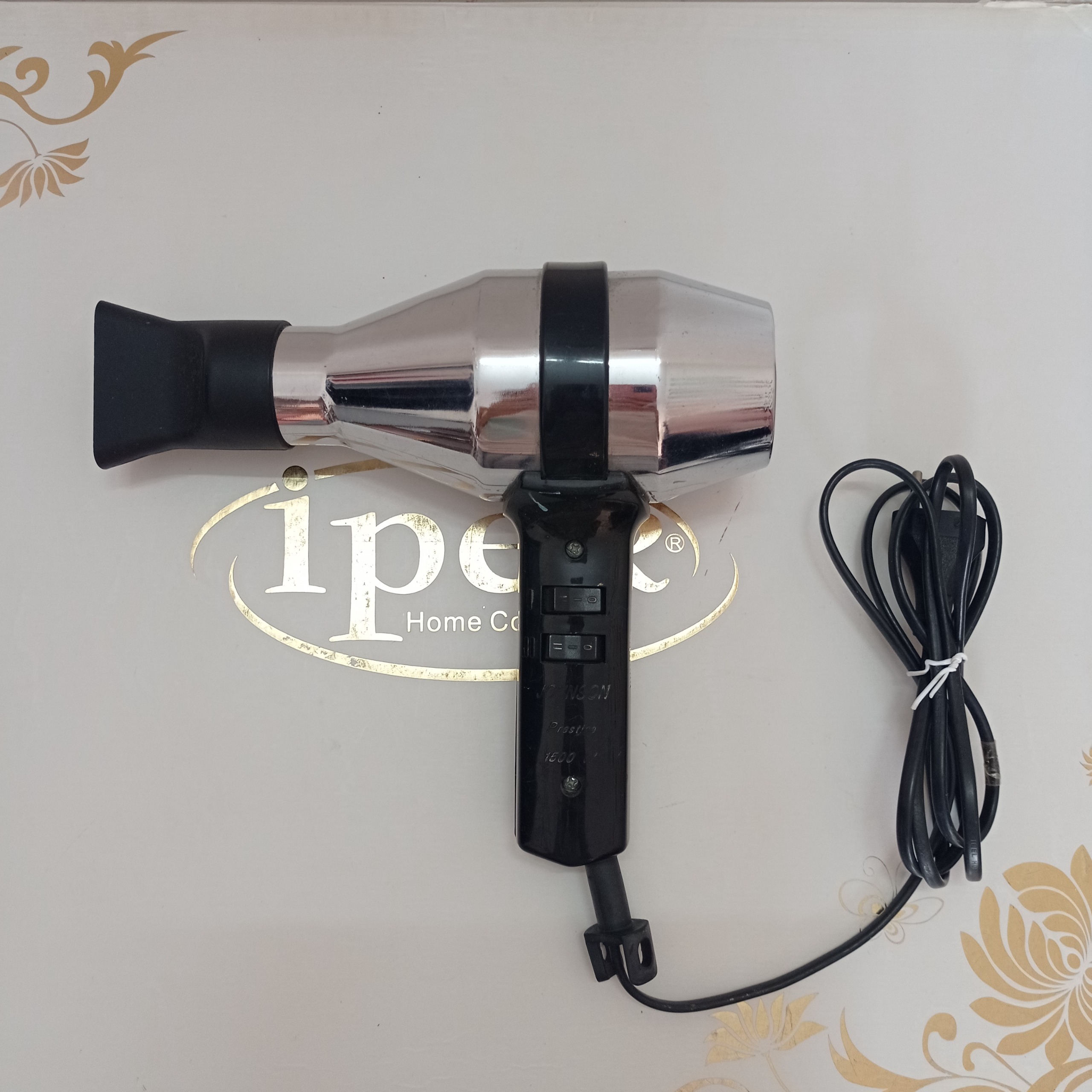 سشوار johnson ایتالیایی