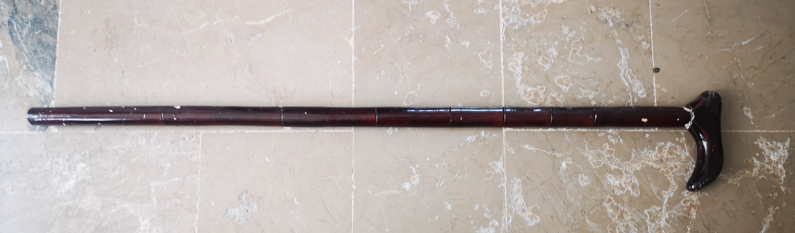 عصای چوب گردو قدیمی