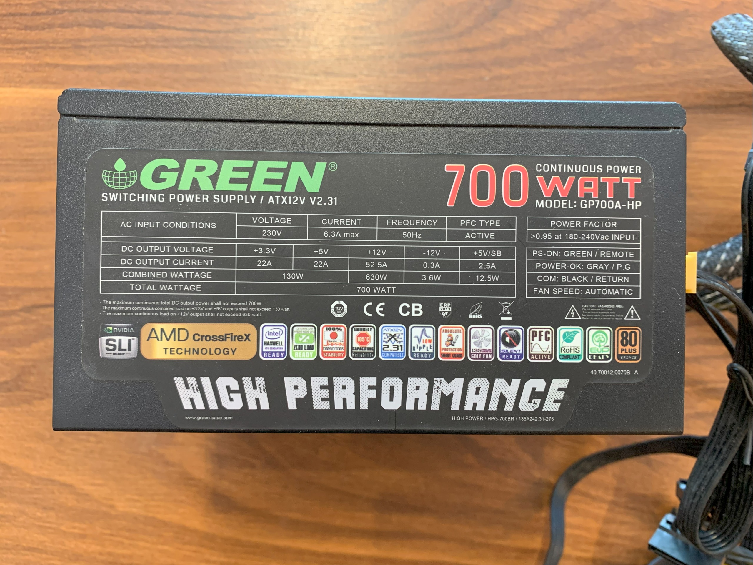 پاور منبع تغذیه گرین GP700A-HP GREEN