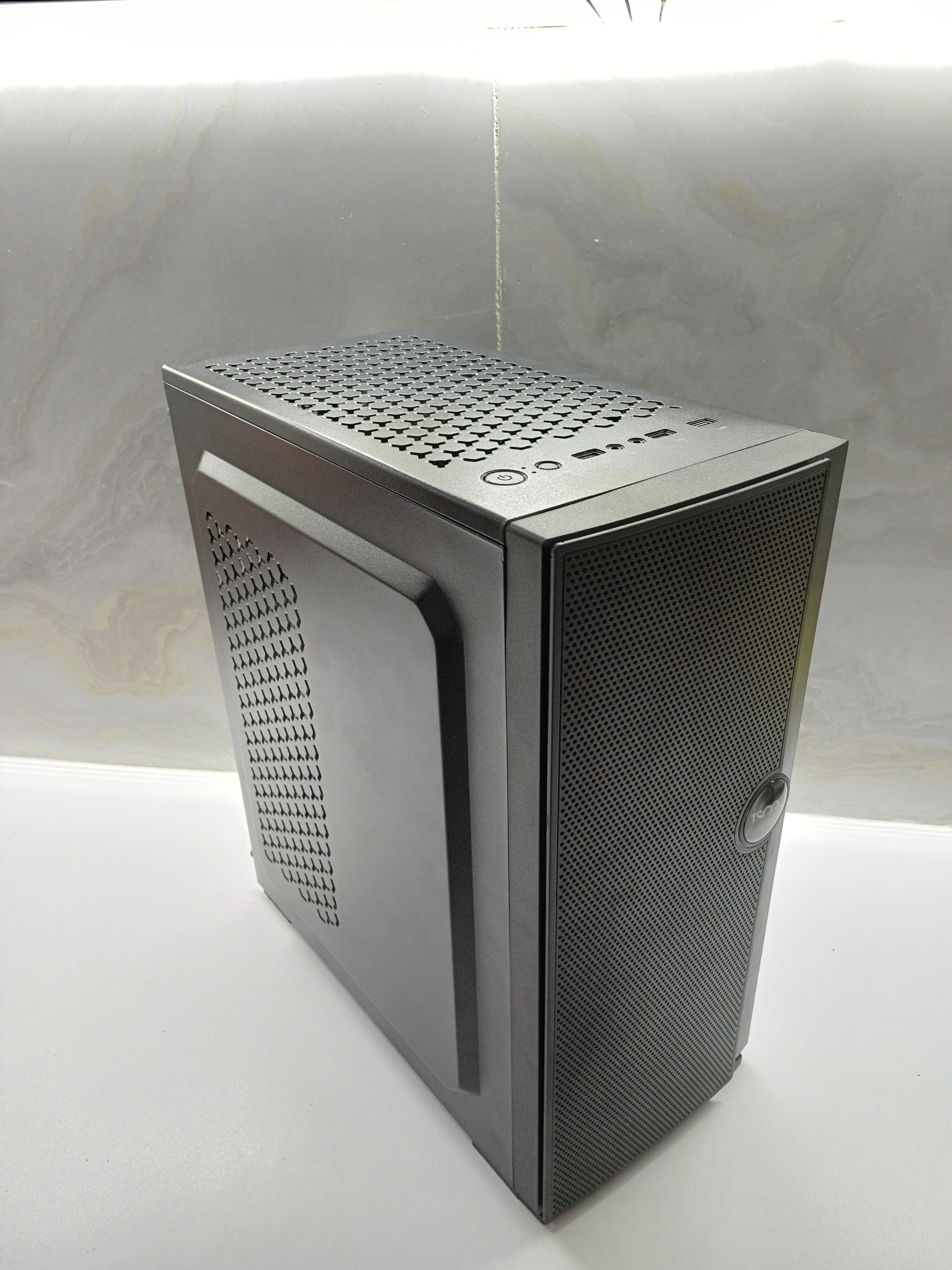 کیس گیمینگ نسل 7 rx580
