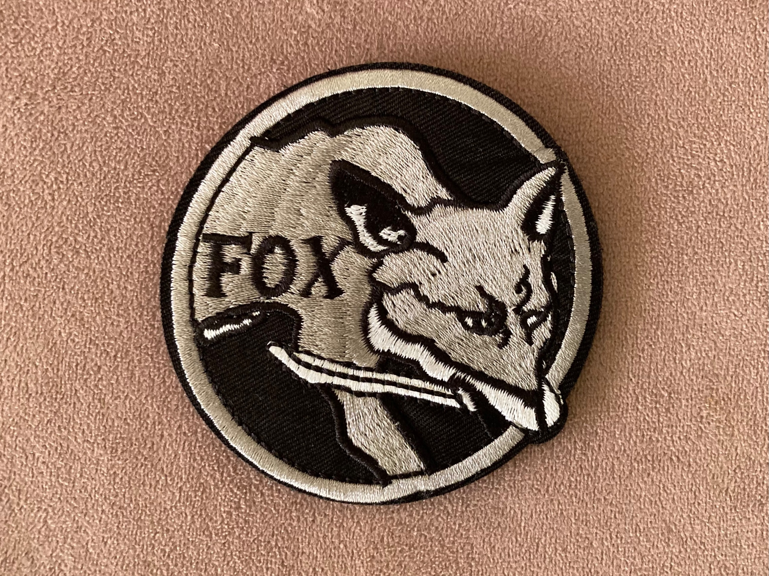 آرم طرح روباه، Fox