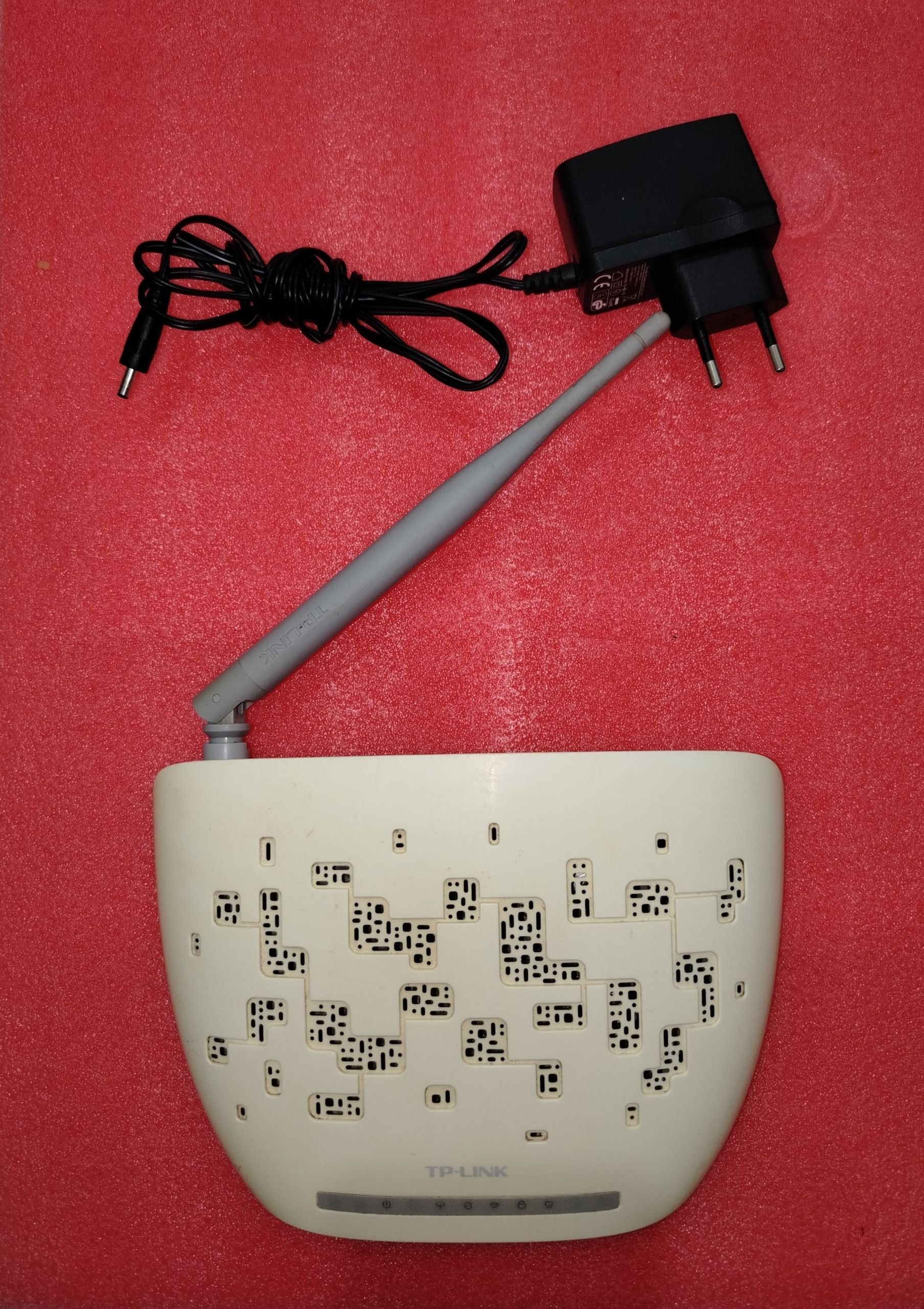 مودم TP-Link مدل TD-W8151N V4