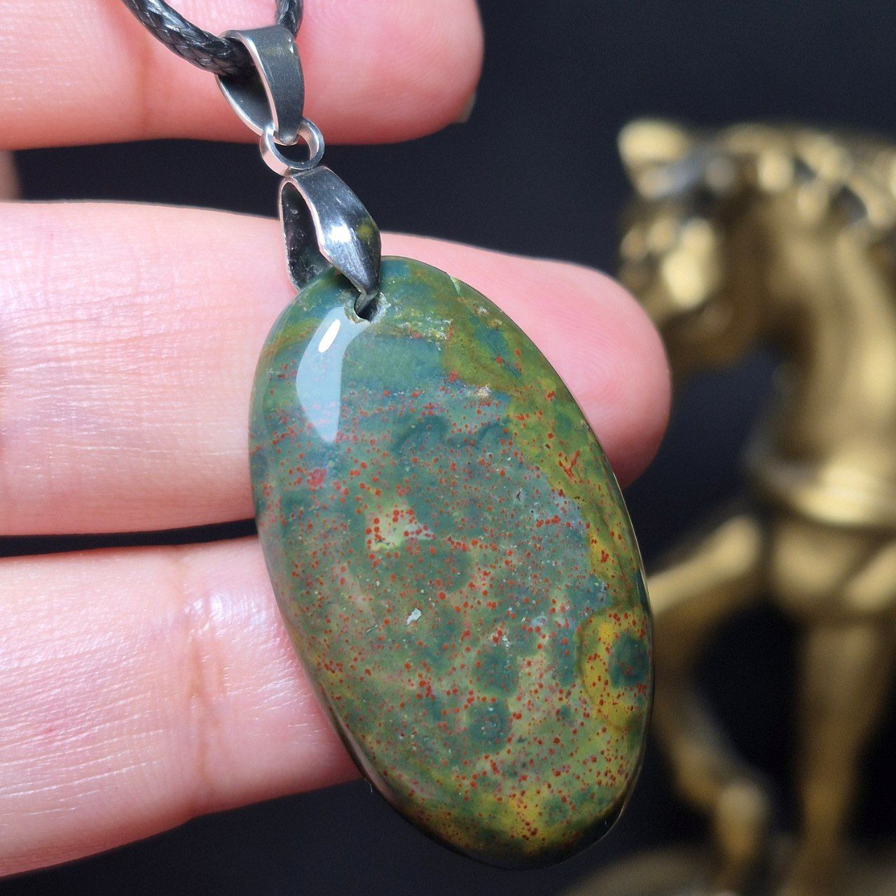 آویز گردنبند سنگ طبیعی سنگ خون  معدنی کد Z7116