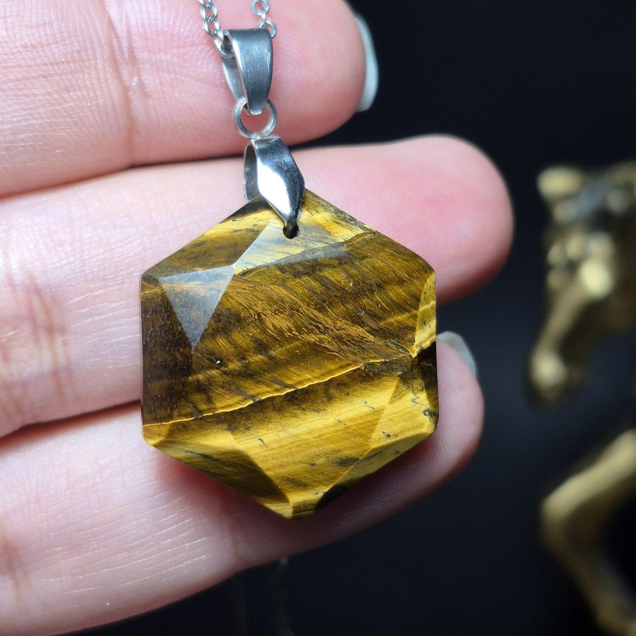 آویز گردنبند سنگ چشم ببر معدنی کد Z7134