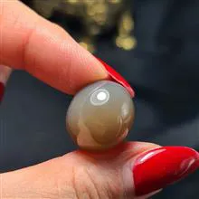 نگین