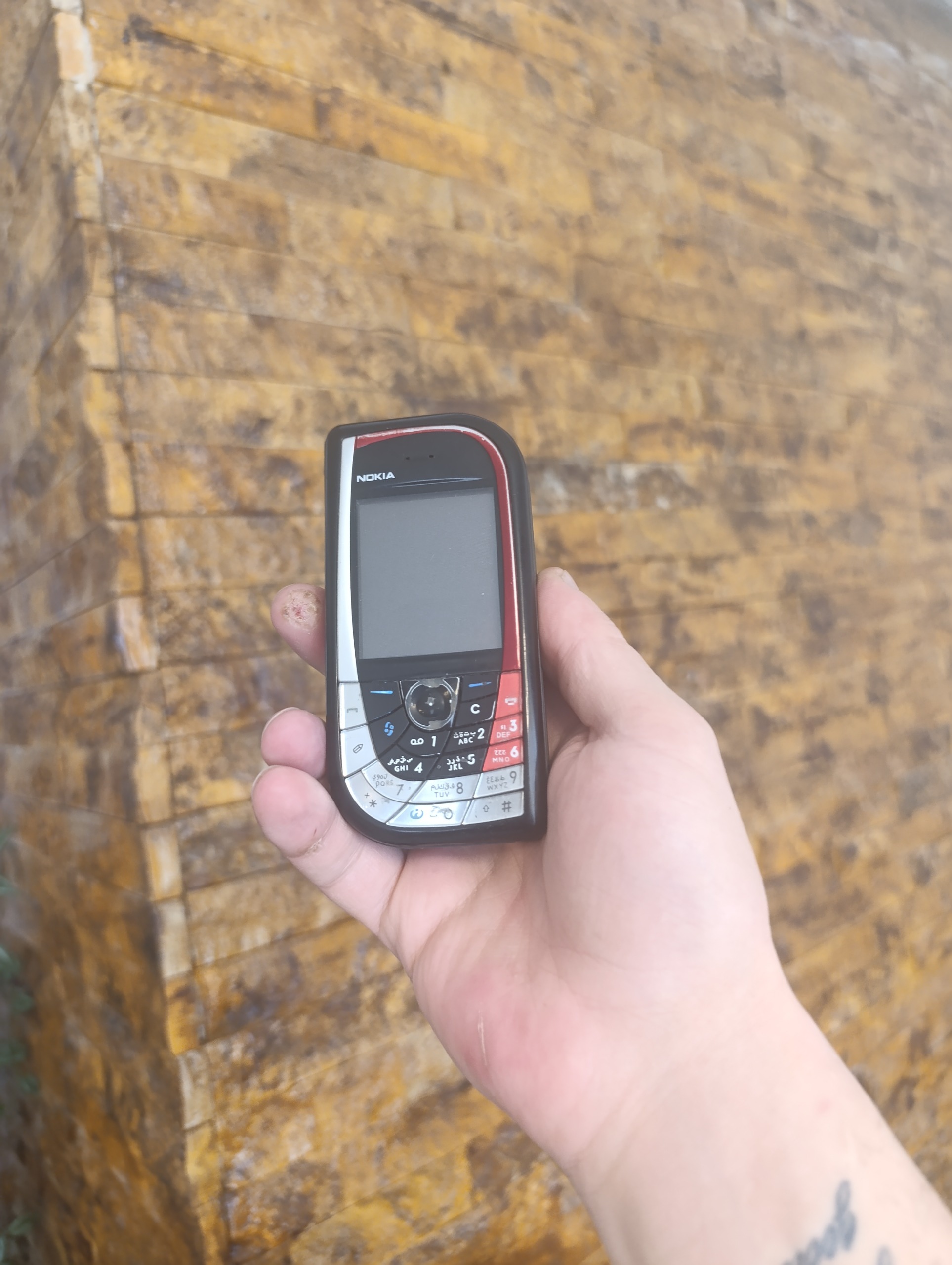 سوپر گوشی نوکیا7610 تمام فابریک باباتری وشارژراصلی