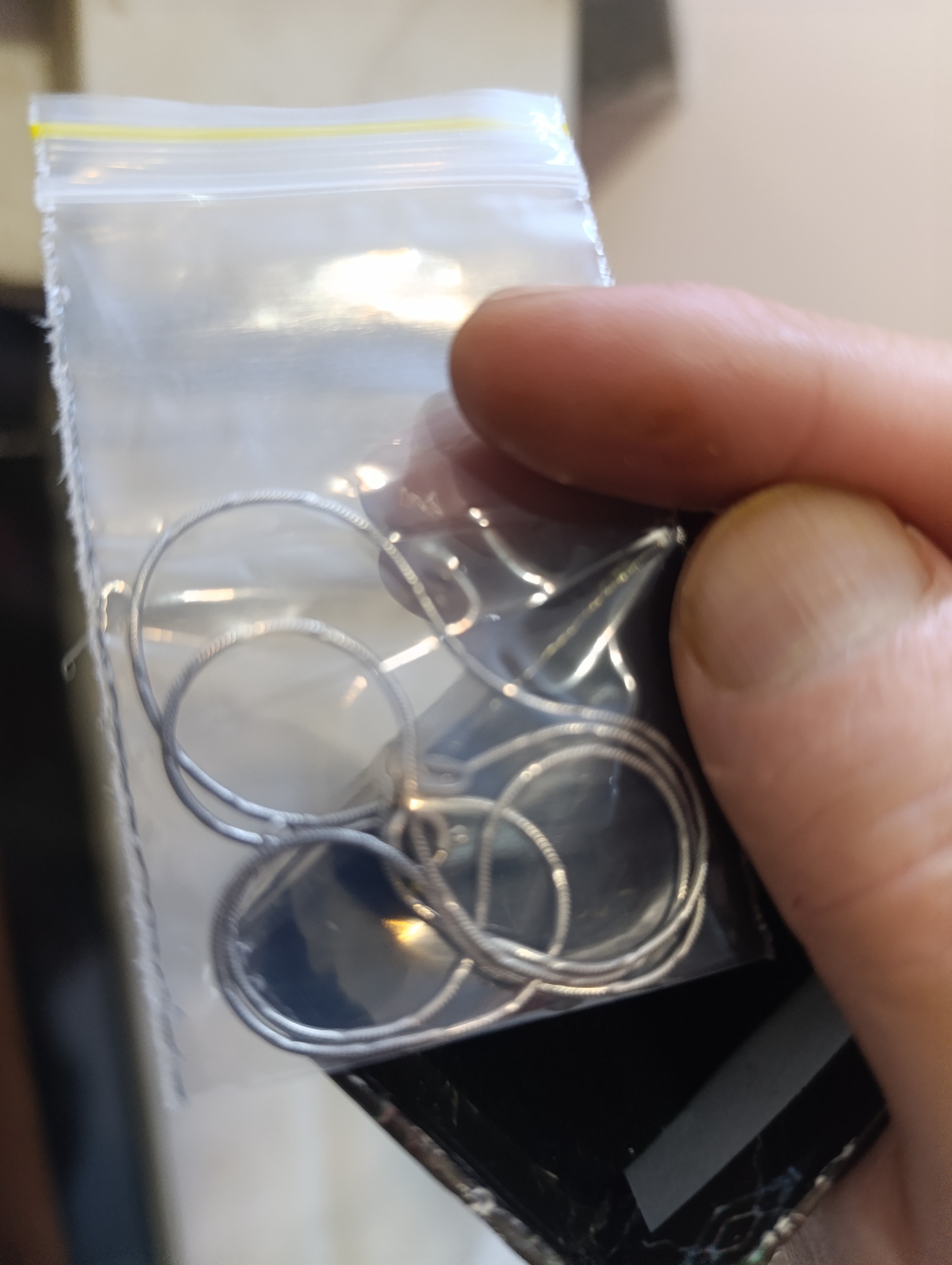 مزایده زنجیر نقره ایتالیایی ابریشمی طرح دار Z3014