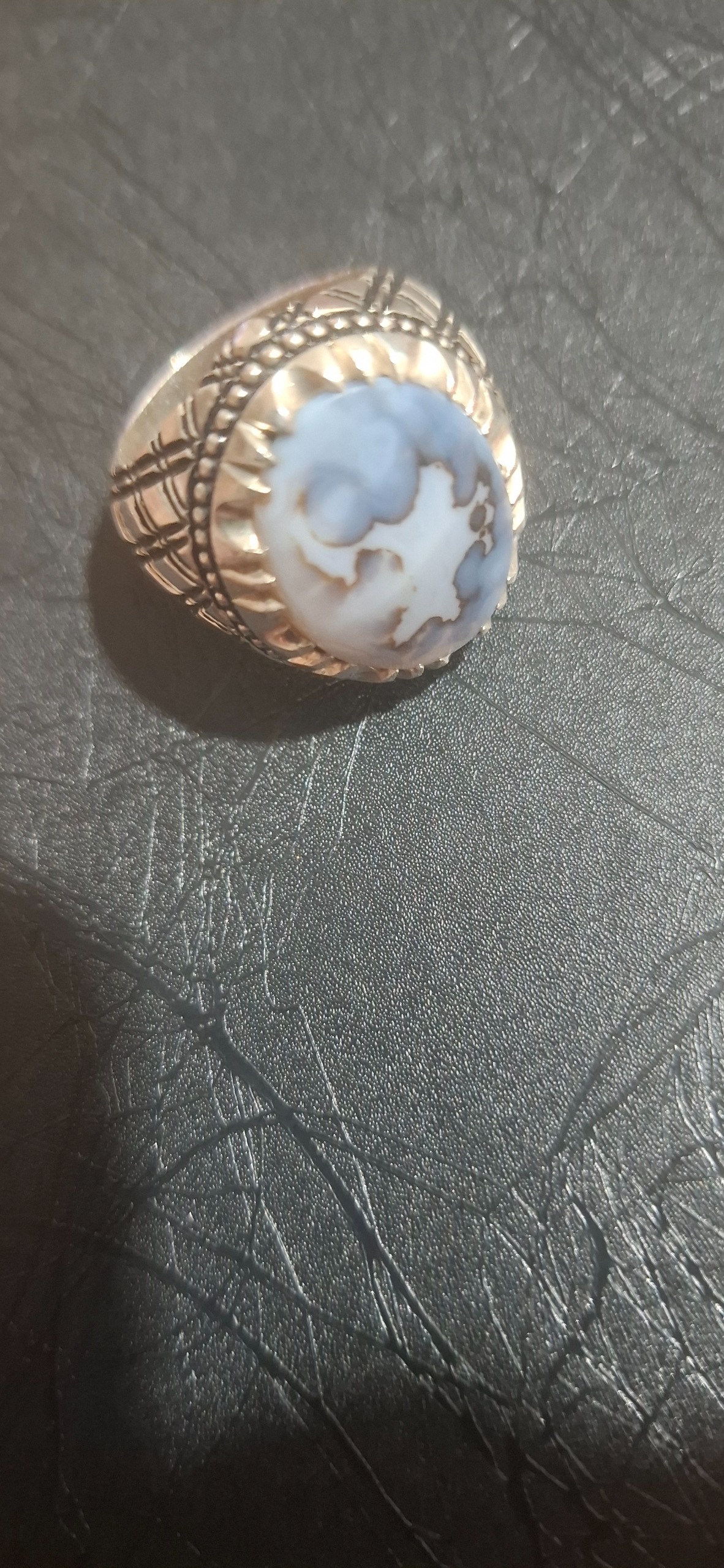 انگشتر شجر کار دست