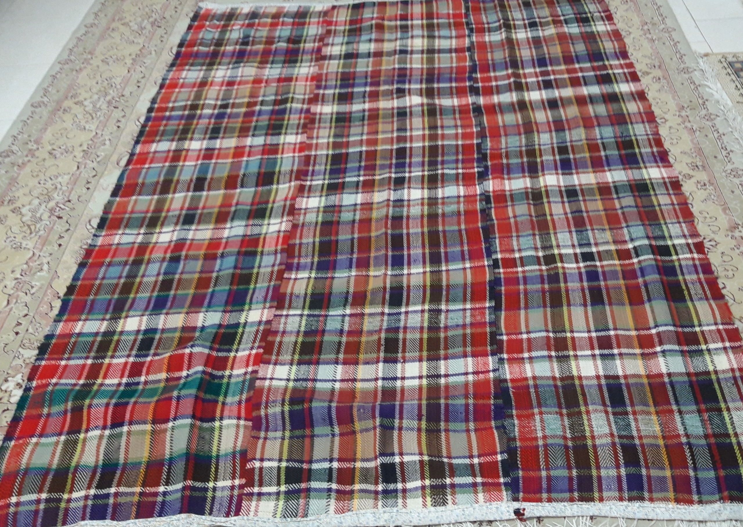 پتو زیبا و دستبافت قدیمی