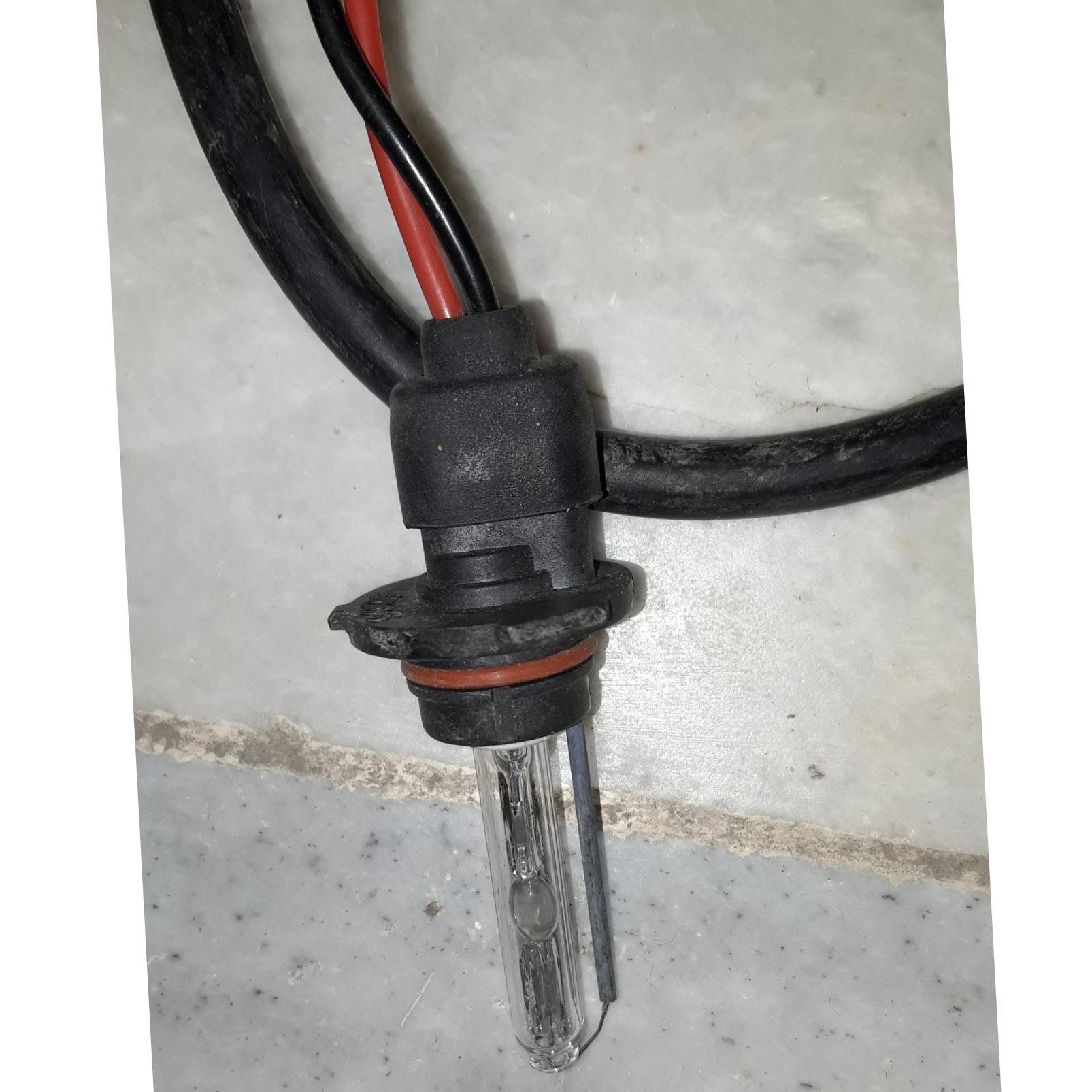 لامپ زنون موتور بزرگ.کمیاب پرنور .توضیح توجه