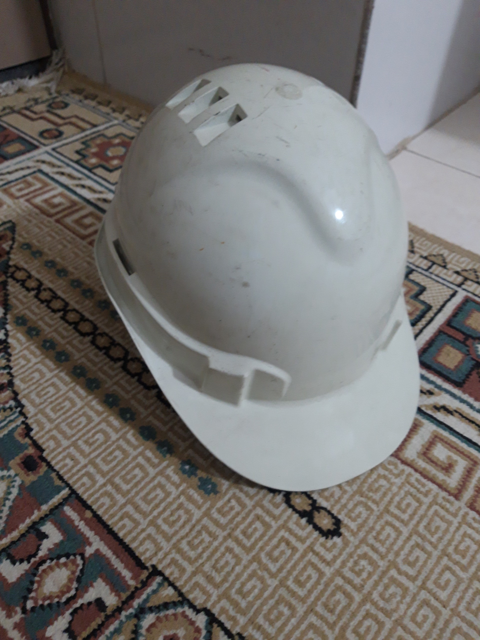 کلاه ایمنی مهندسی مالزی اصل