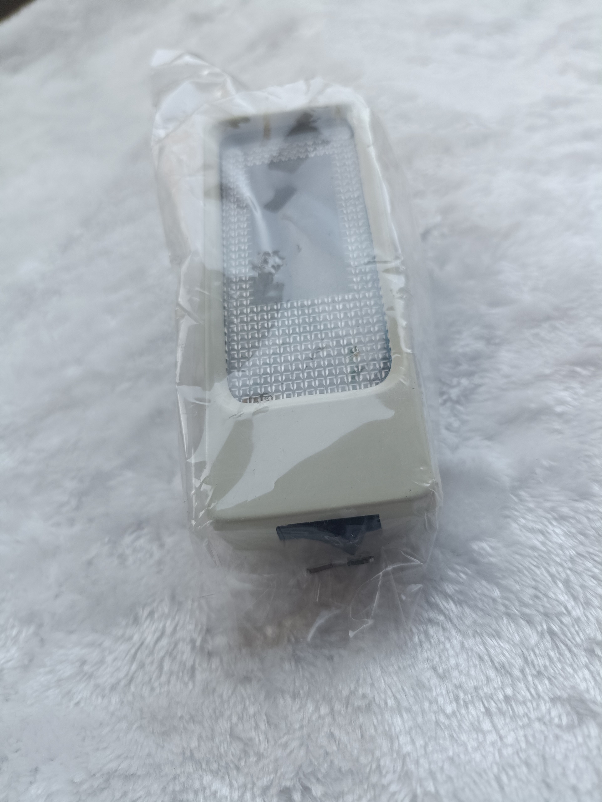 چراغ سقفی پی کی و رنو5 با لامپ