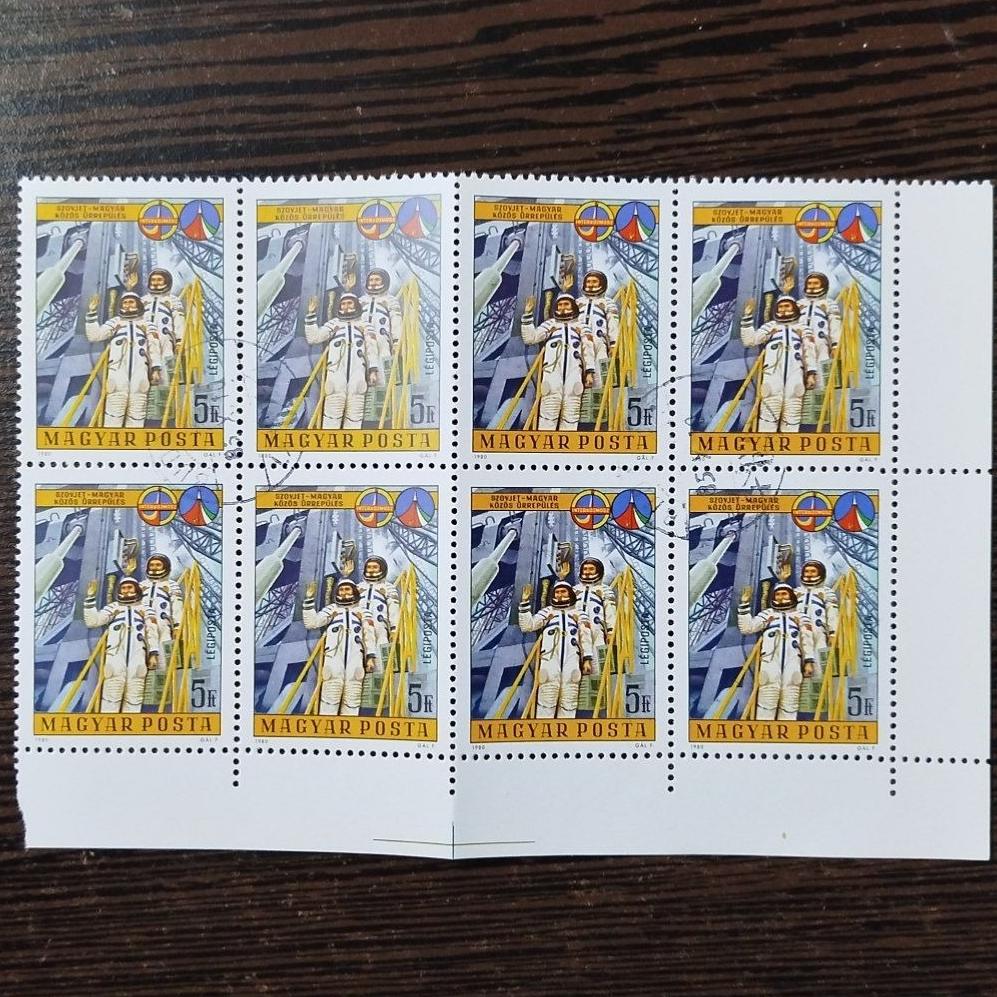 دو بلوک تمبر (با مهر تجاری )