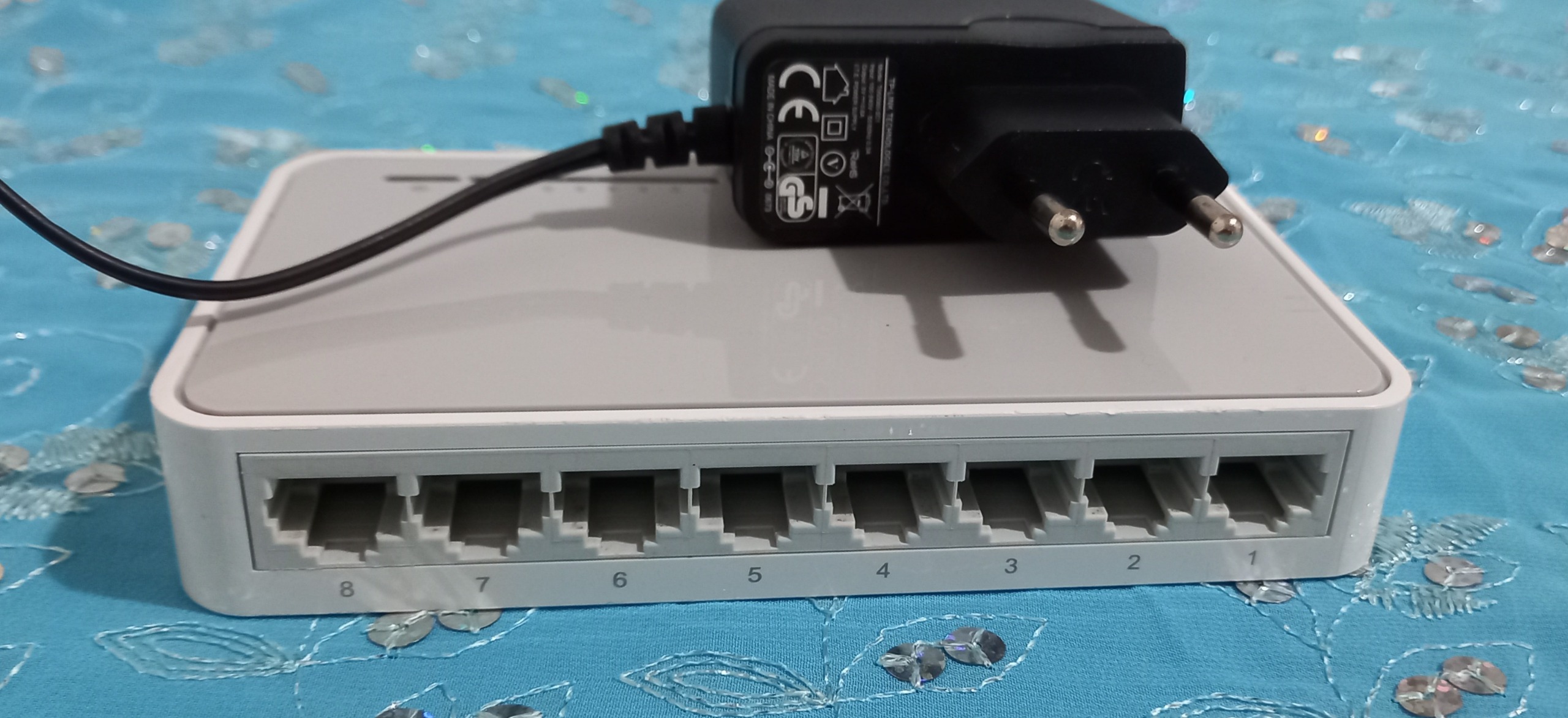 هاب 8 پورت TP_Link