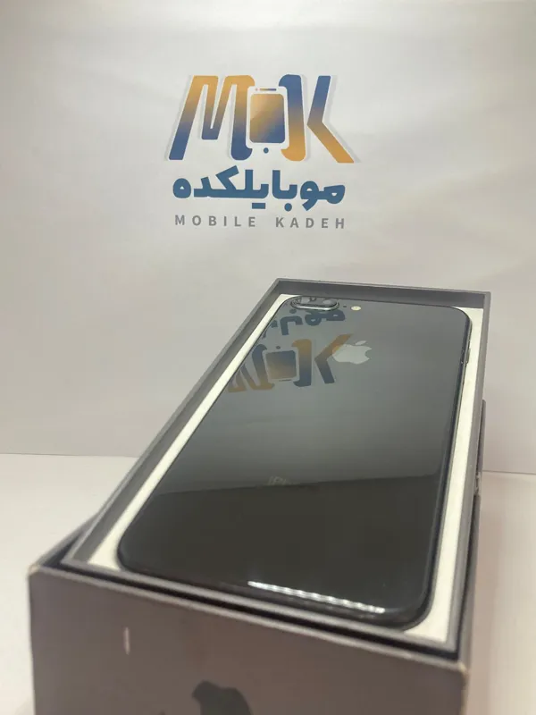 آیفون 8 پلاس کلکسیونی کاملا سالم