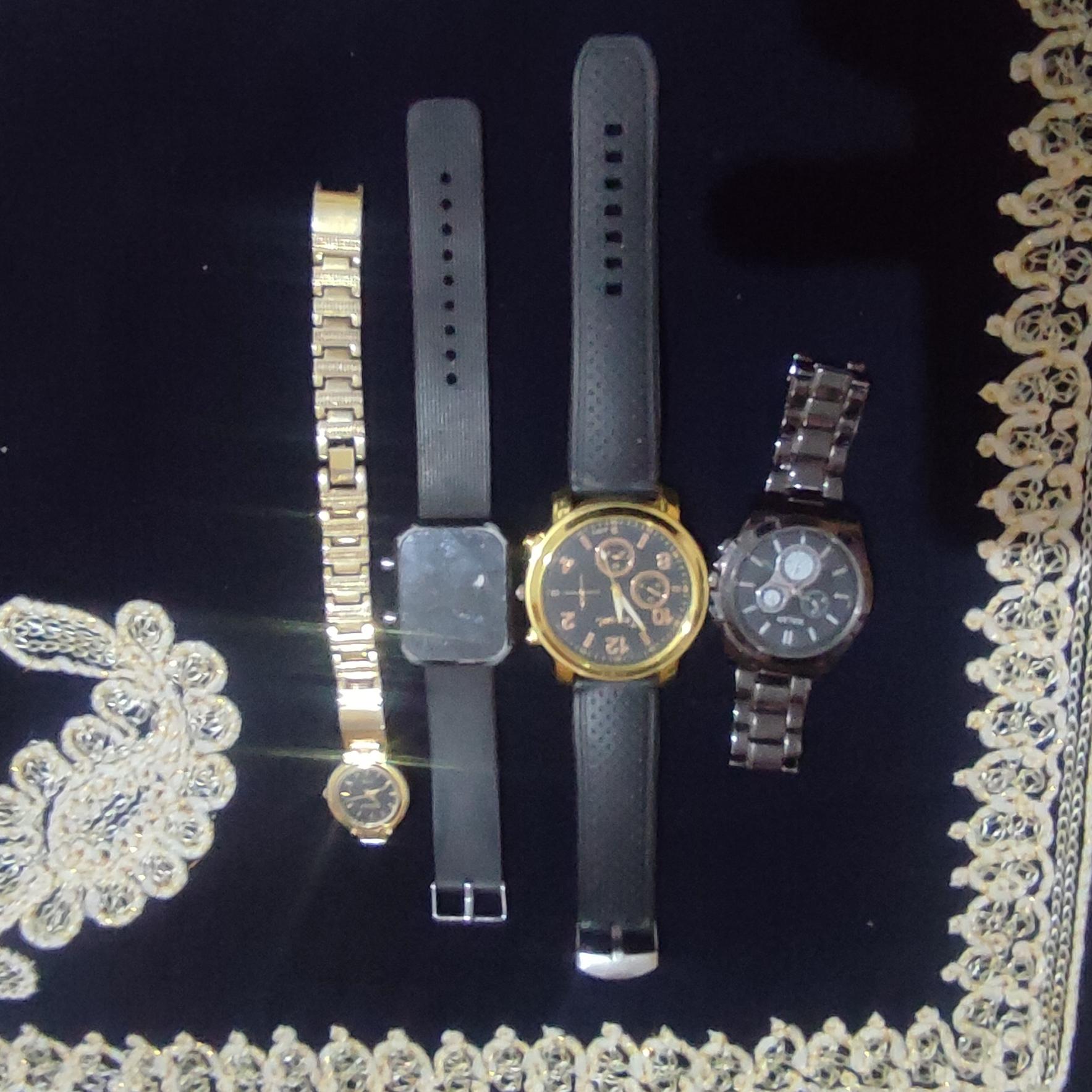 4عدد ساعت مچی