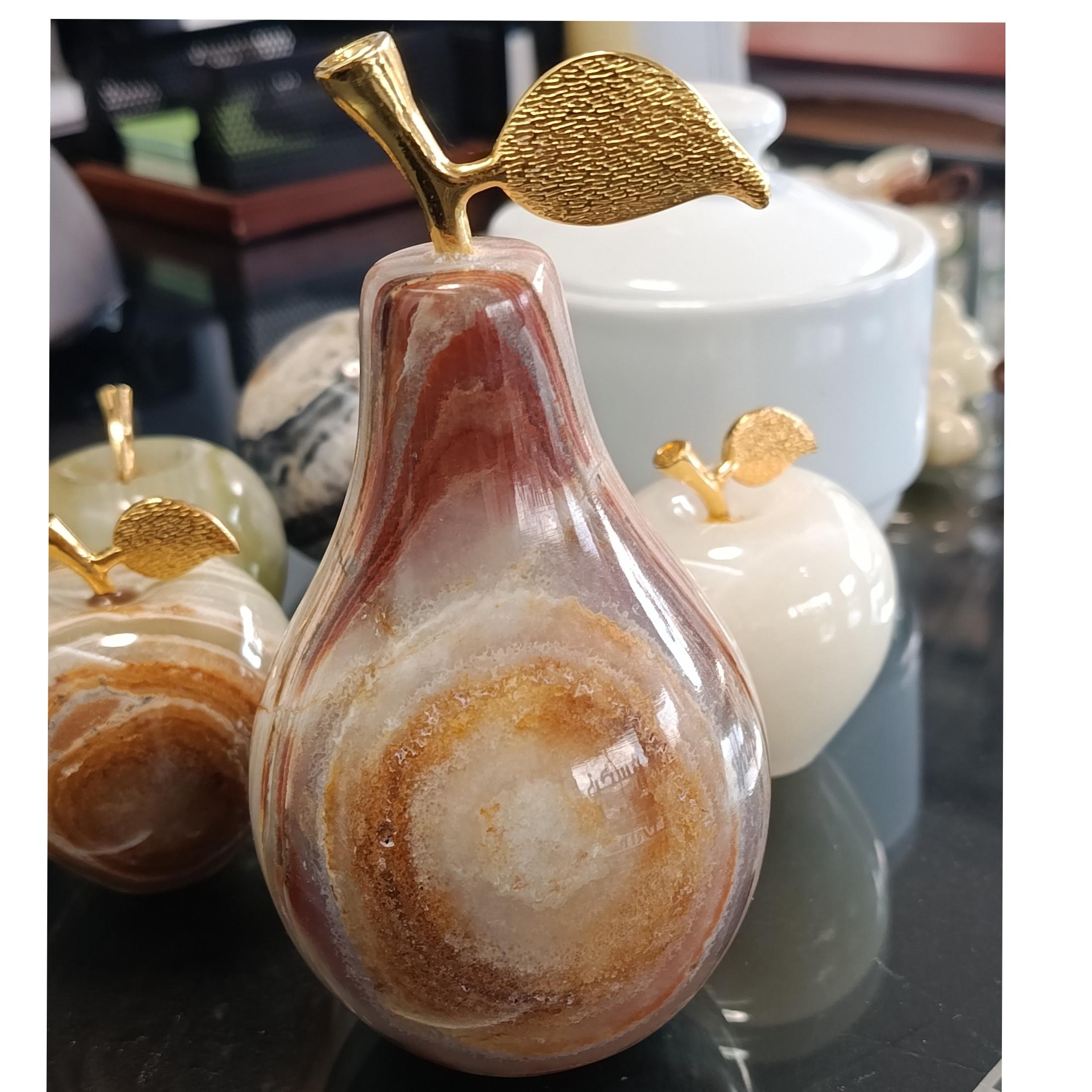 گلابی سنگی طبیعی زیبا و خوشرنگ