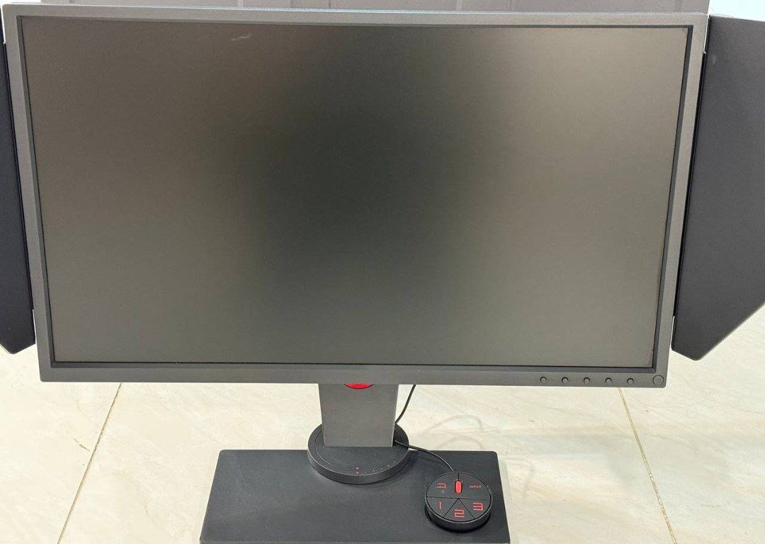 مانیتور گیمینگ Benq xl2536 مسابقات نایاب