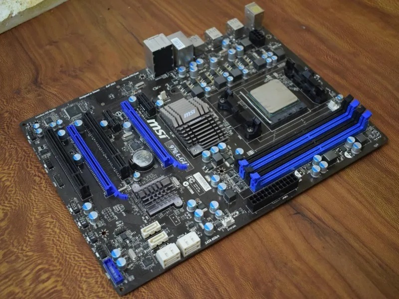 مزایده حراجی باندل Msi 970a-g43 و Fx-6200