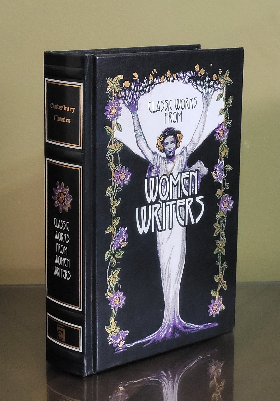 Classic works from Women writers نویسندگان زن
