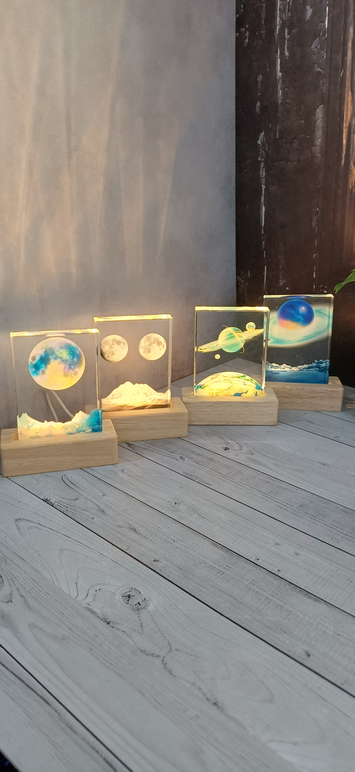 چراغ خواب شیشه ای فضایی