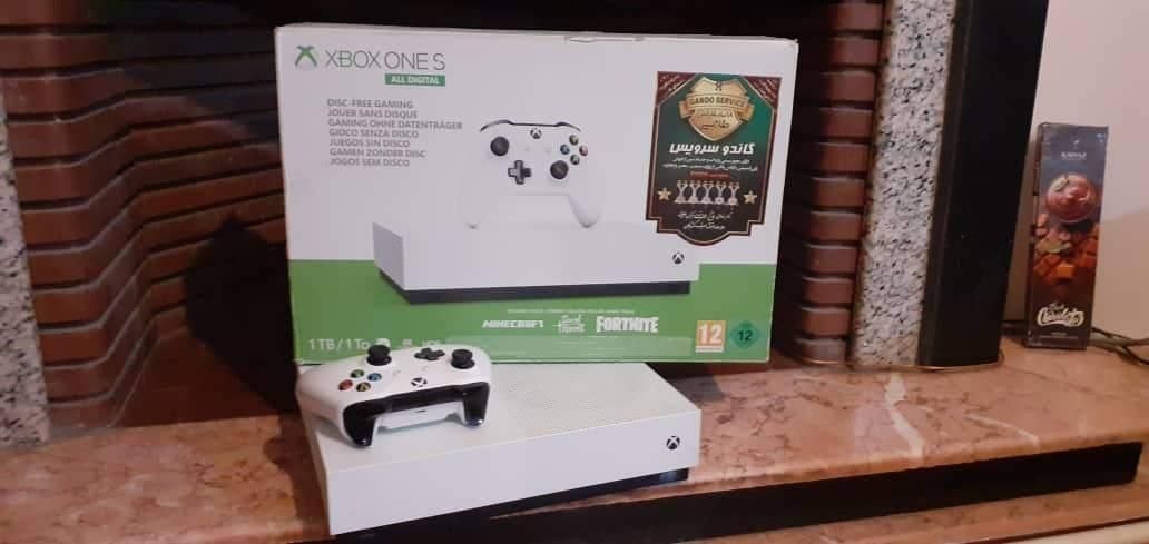 Xbox One S All Digital Edition 1TB ایکس باکس وان