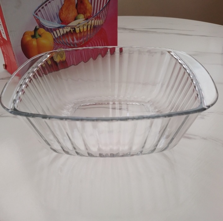 ظرف سرو مرغ خوری