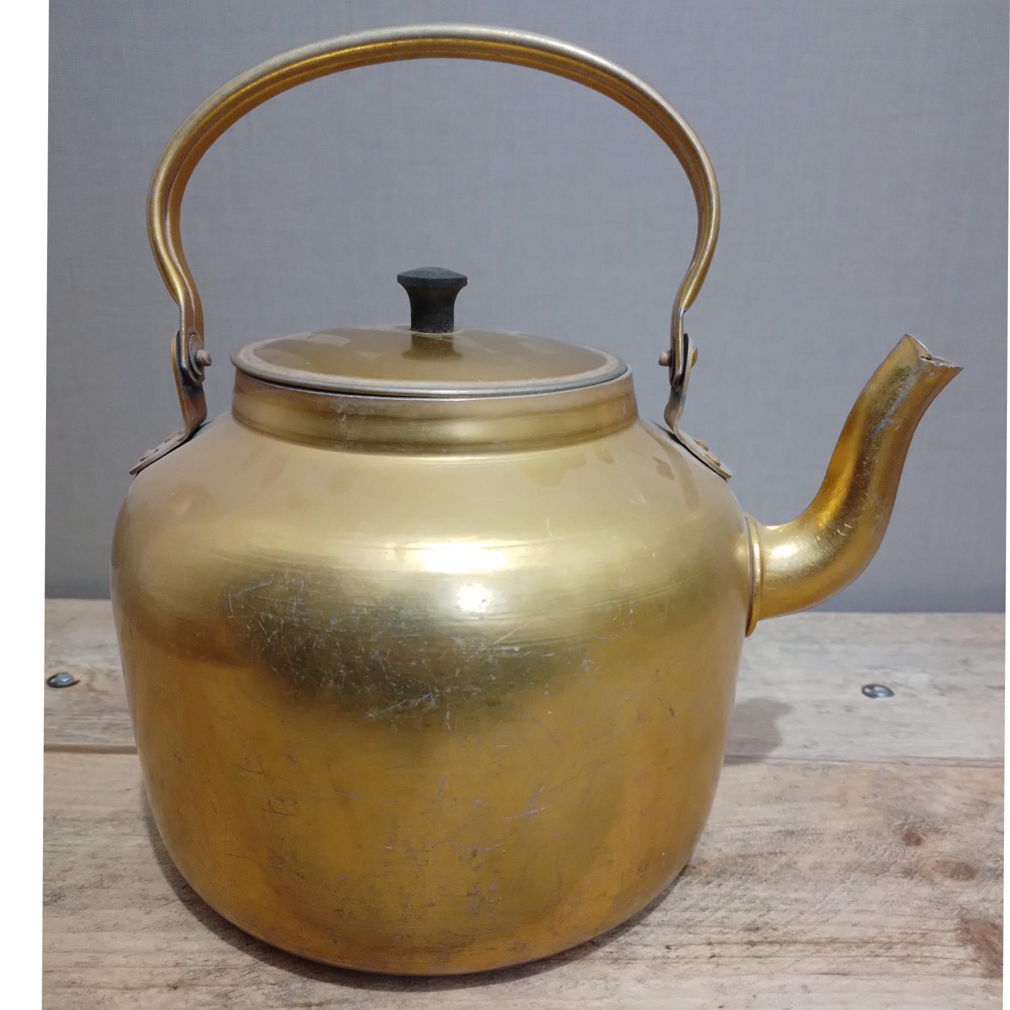 کتری زرد آلومینیومی 8 لیتری قدیمی