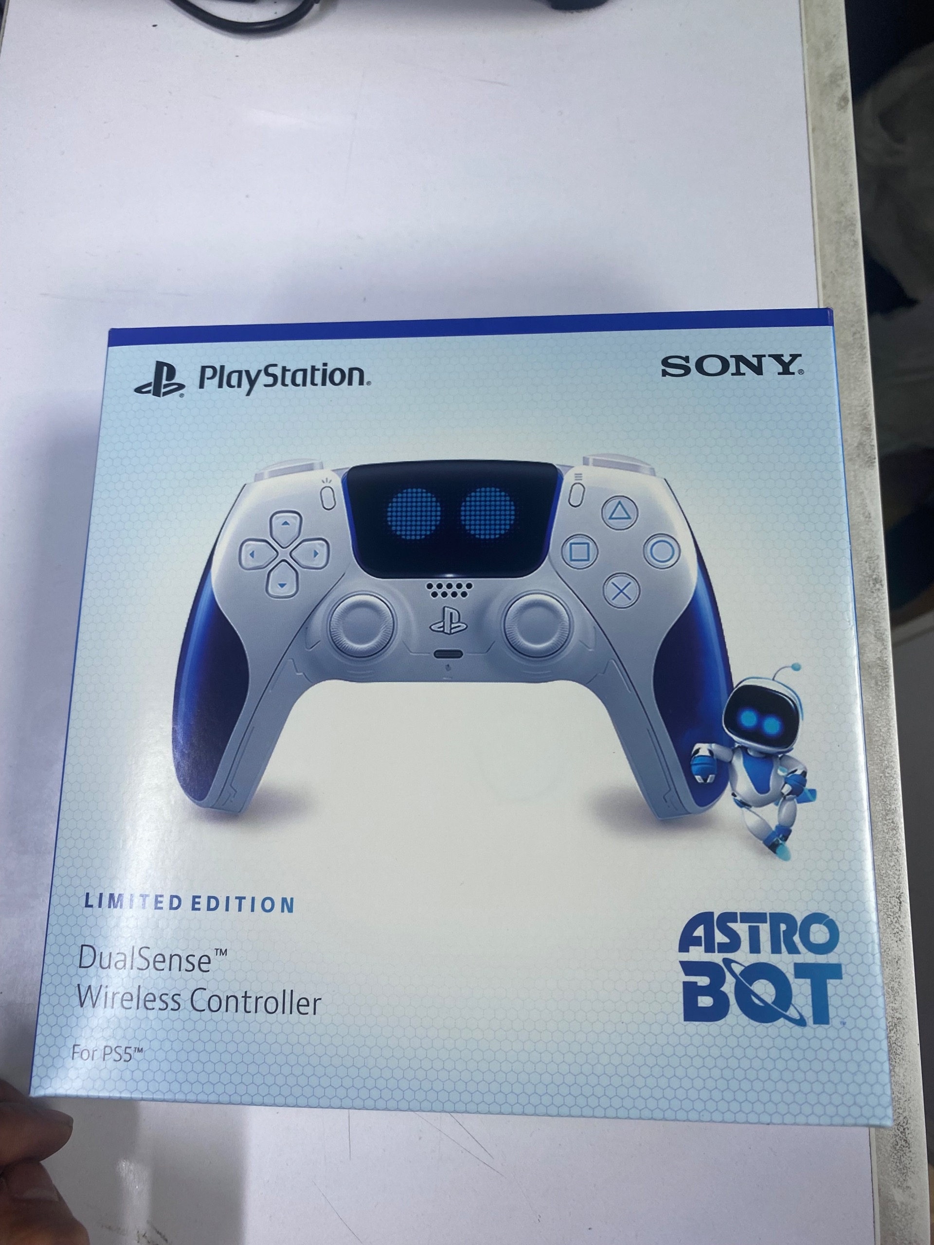 دسته  astro bot ps5