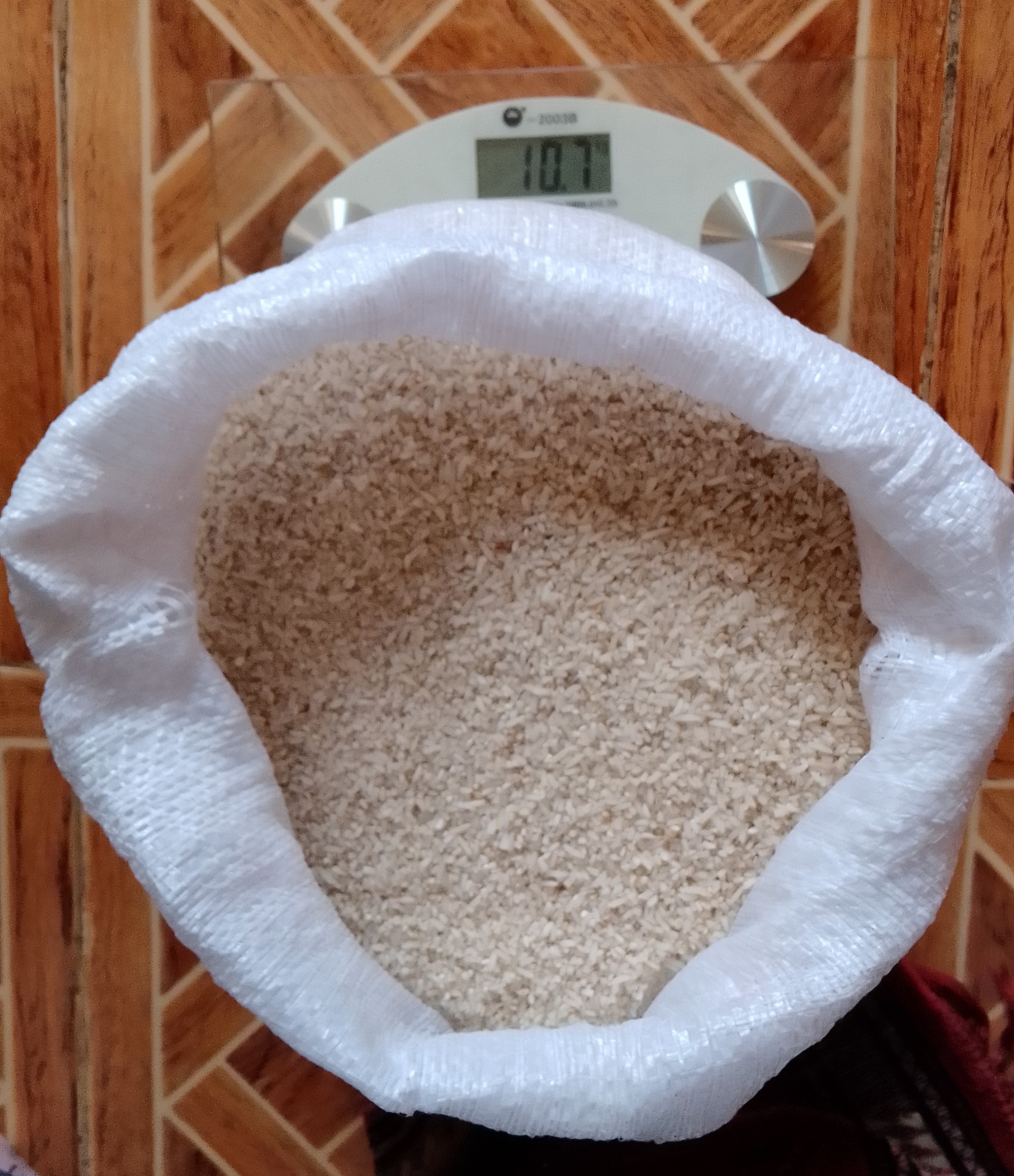 برنج10 کیلویی نیم دانه هاشمی