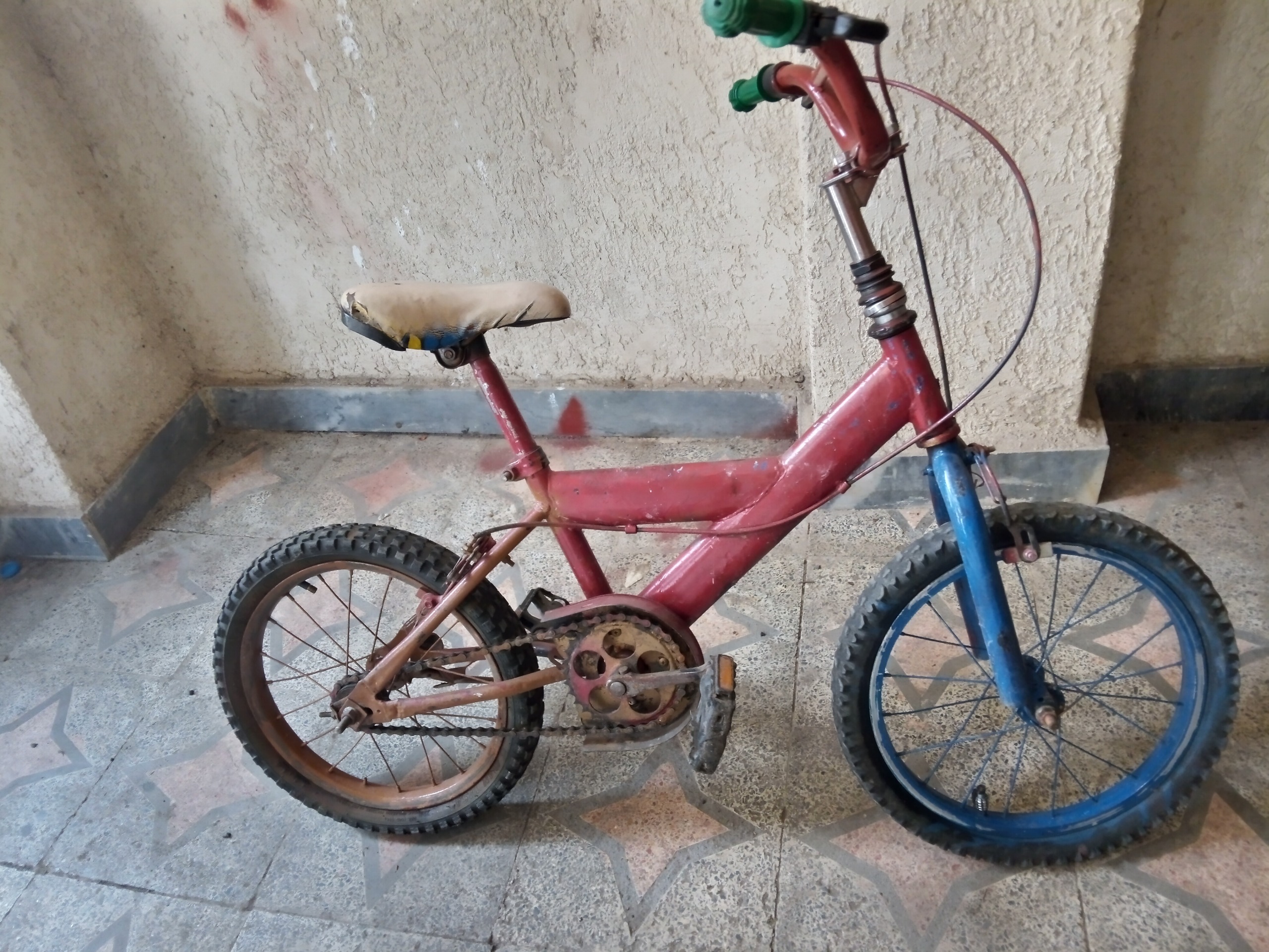 مزایده دوچرخه کوچک 16