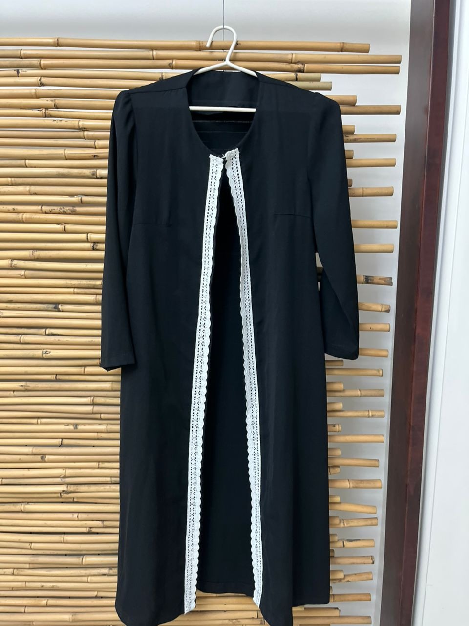 مانتو مشکی نواردوزی شده