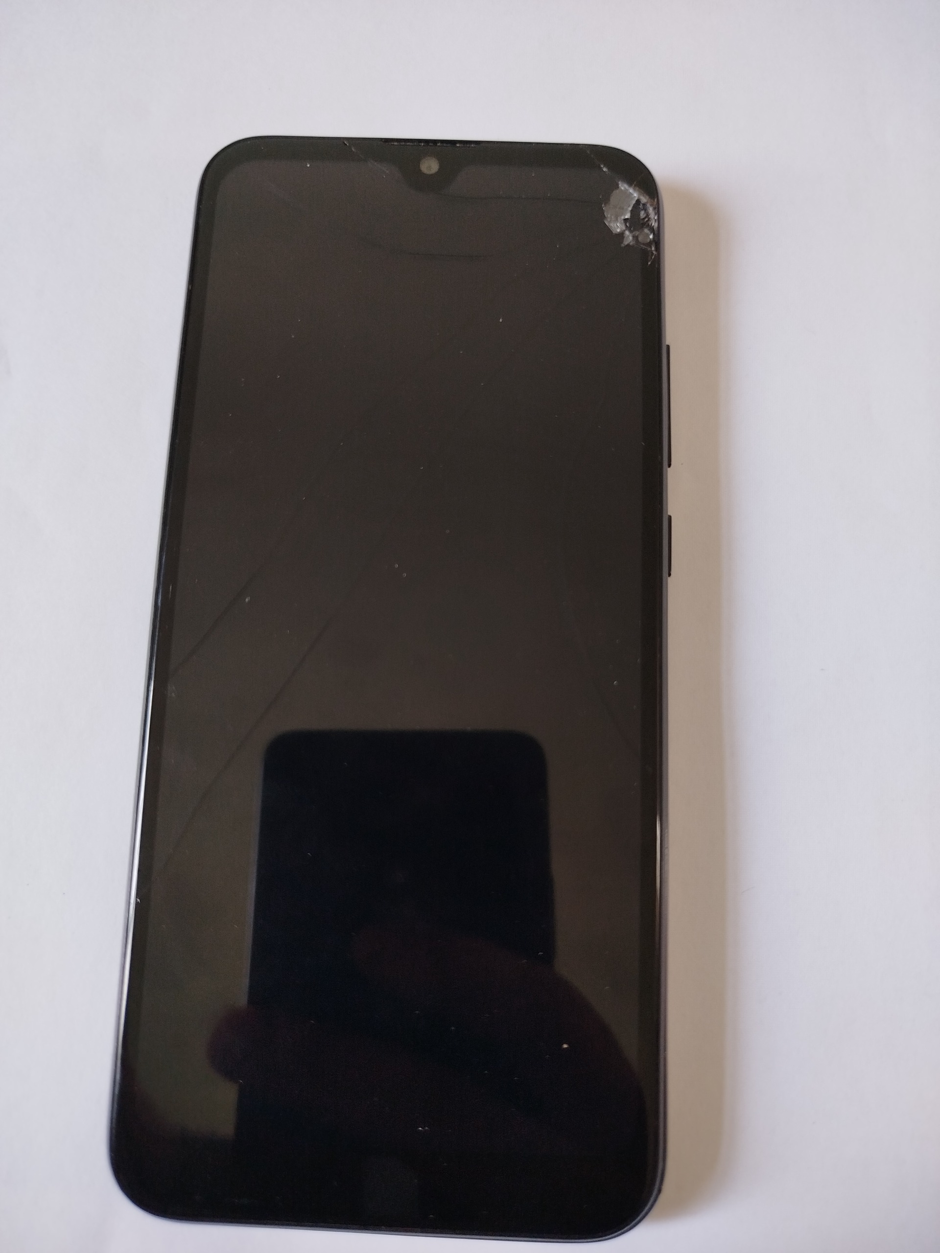 گوشی Gpluse P10 السیدی شکسته