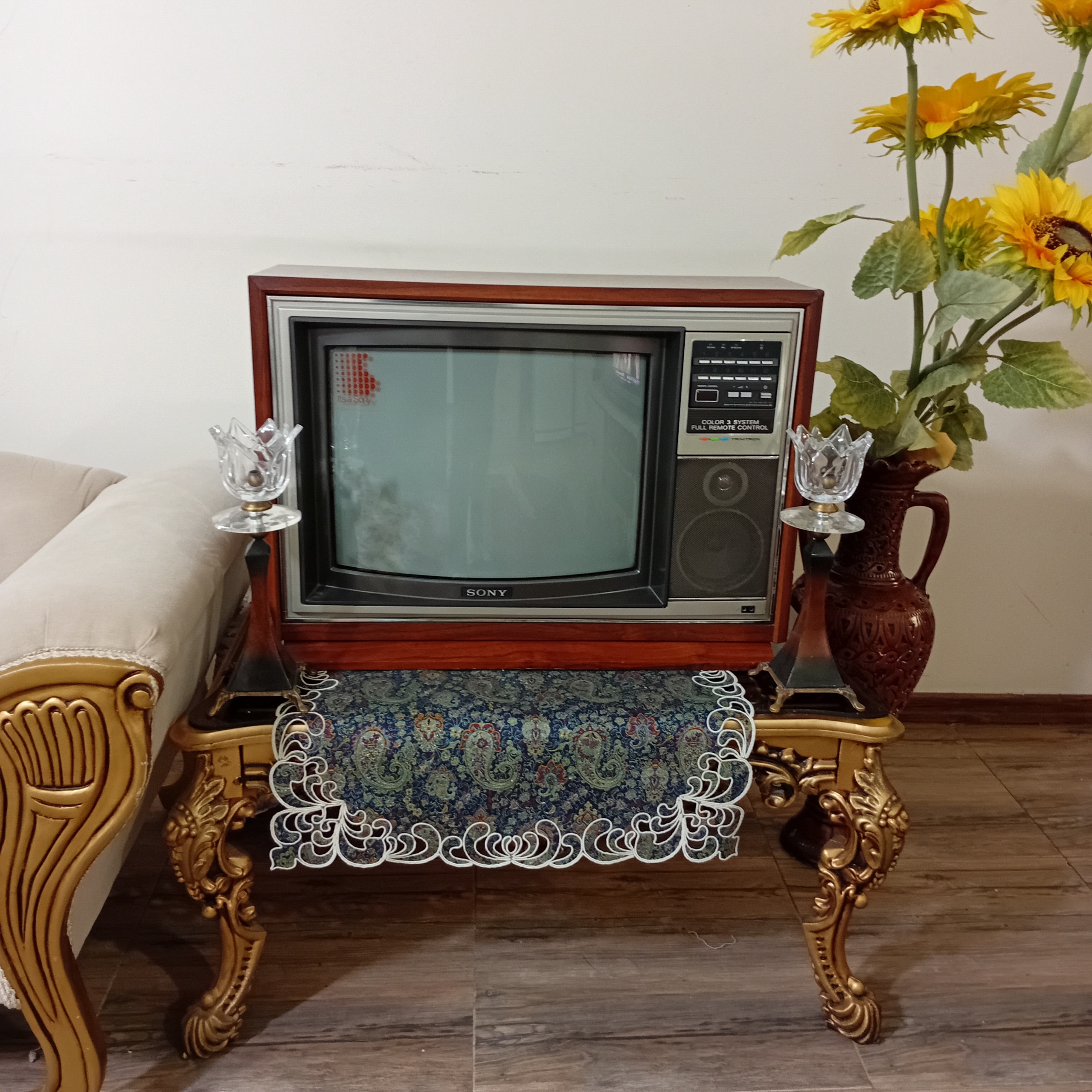 تلوزیون سونی قدیمی