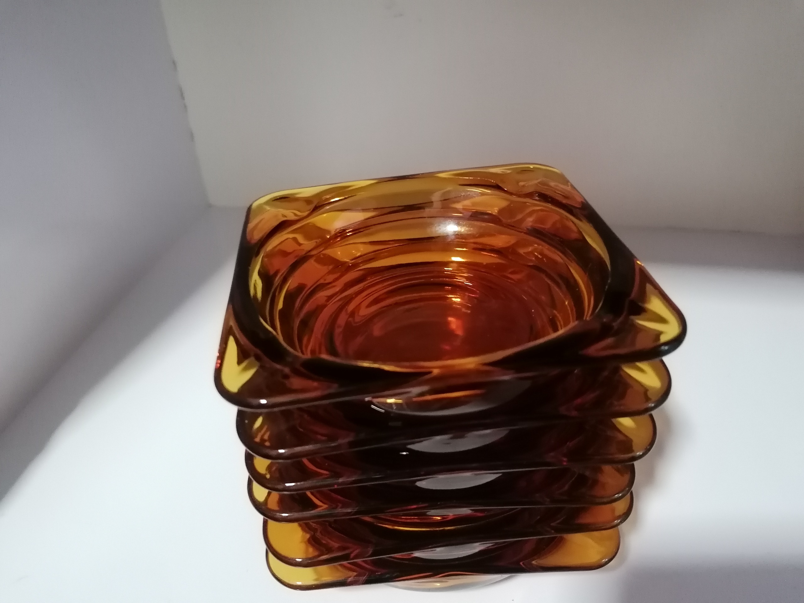زیر سیگاری . فرانسه دورلکس