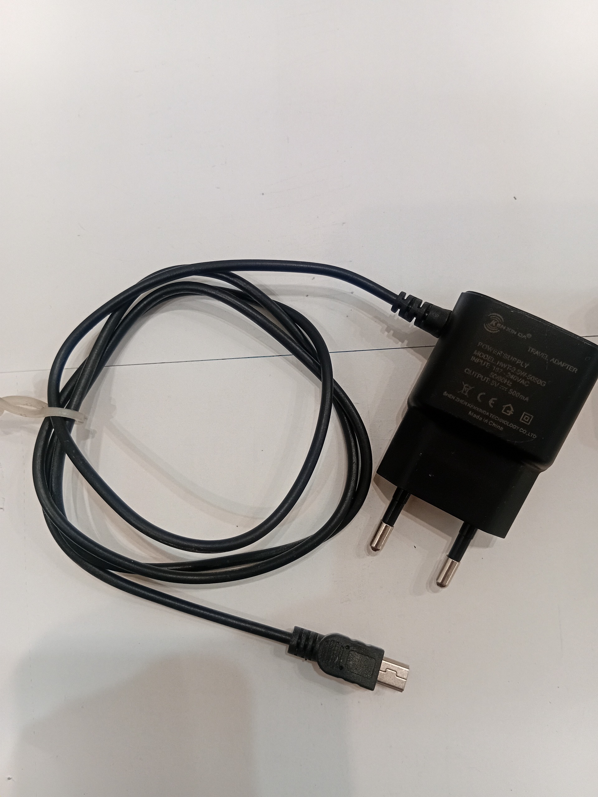 آداپتور یا شارژر اسپیکر ، هندزفری و