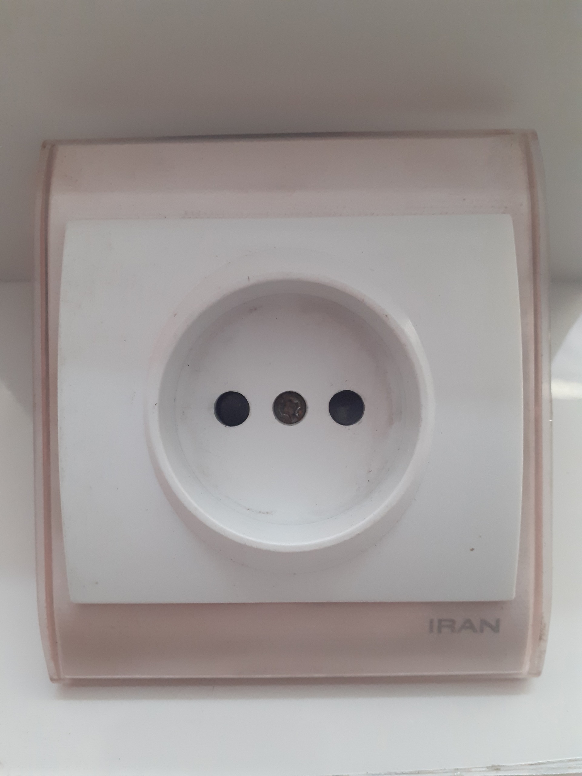 پریز برق ترنسپورت 2008 صورتی