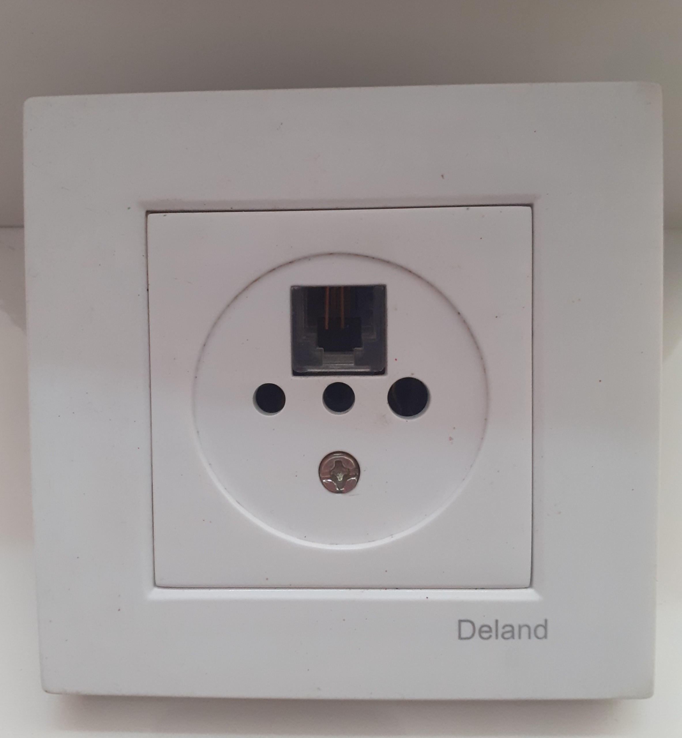 سوکت یاپریز تلفن دوکاره دلند