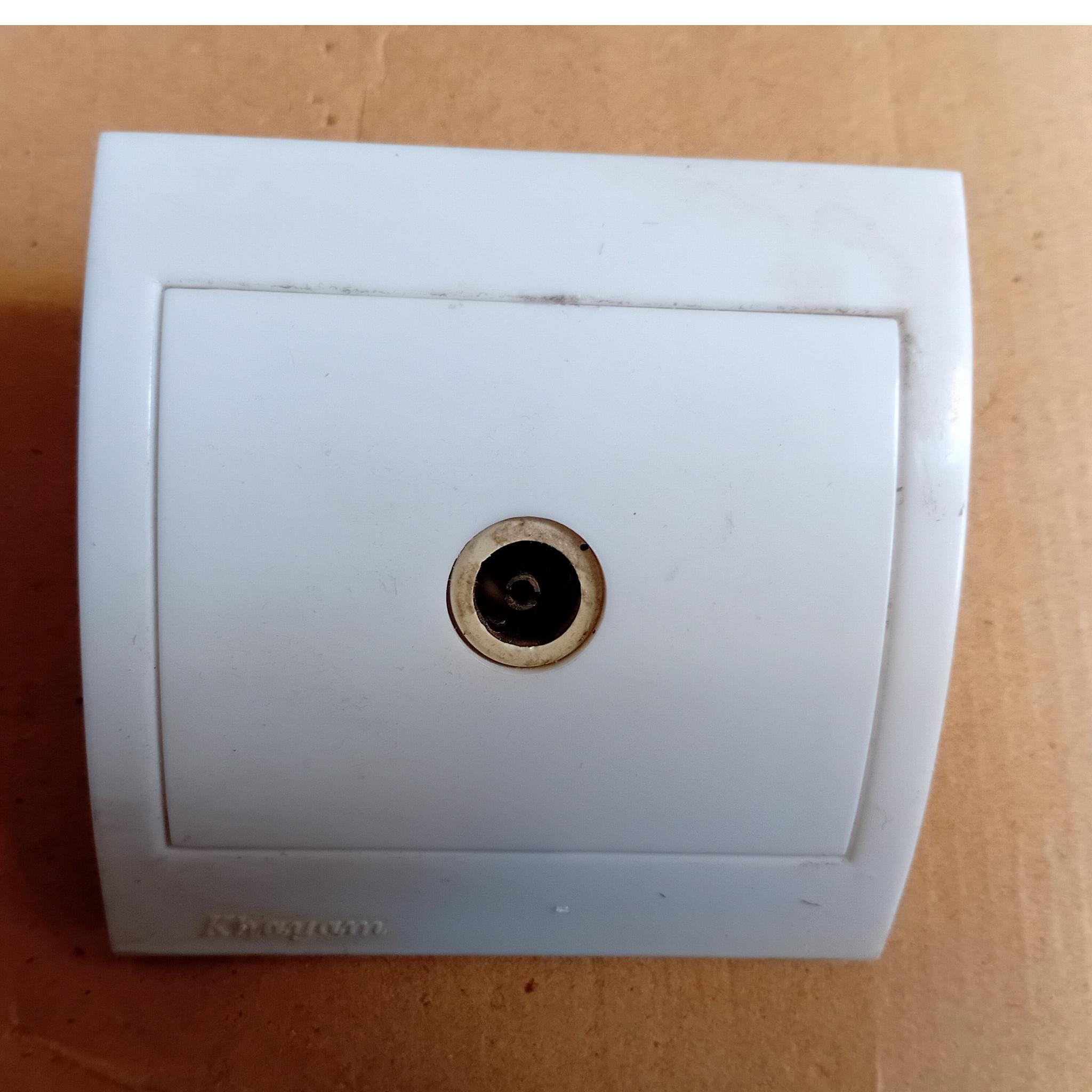 پریز آنتن توکار