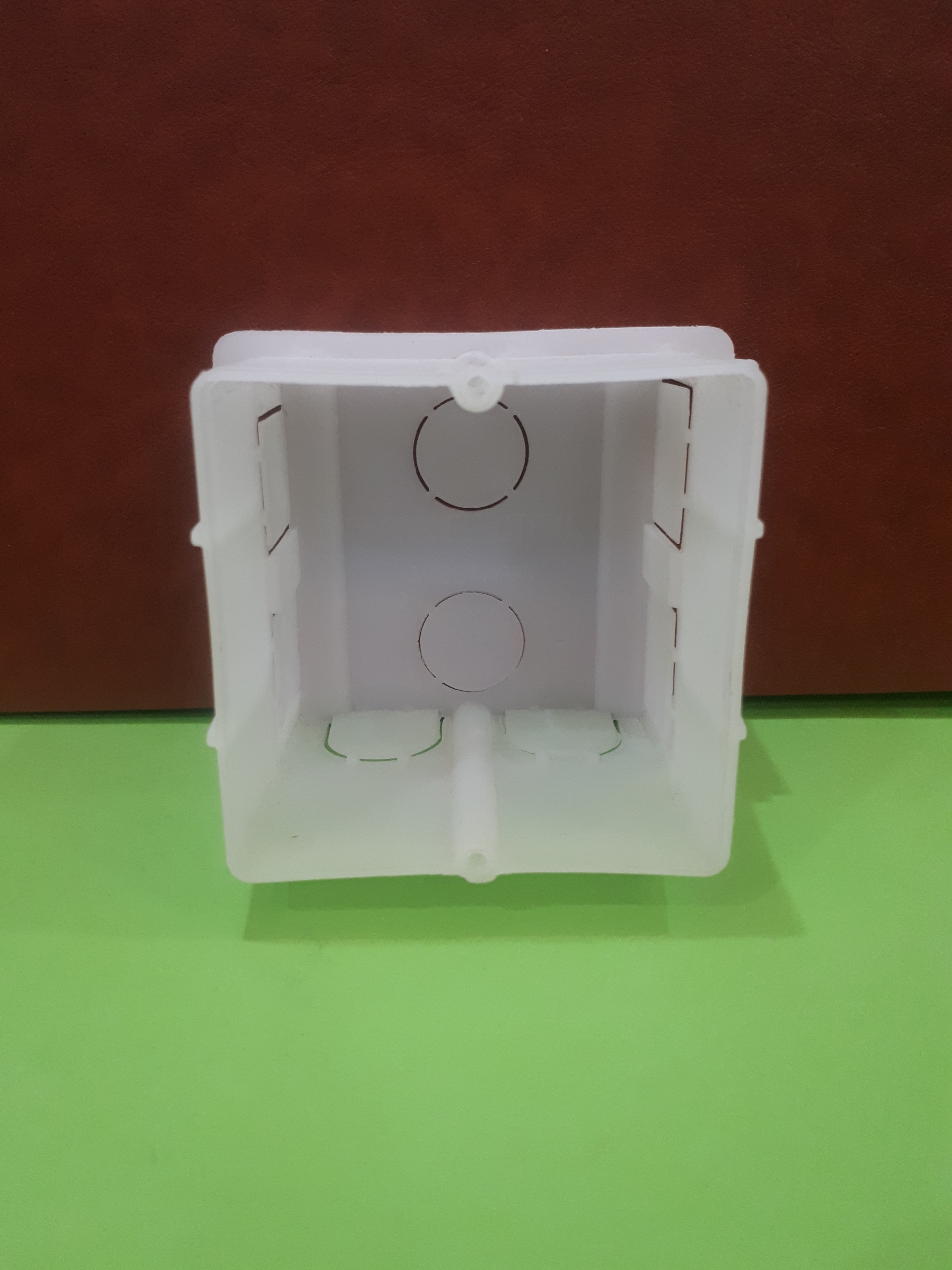 قوطی کلید برق کشویی