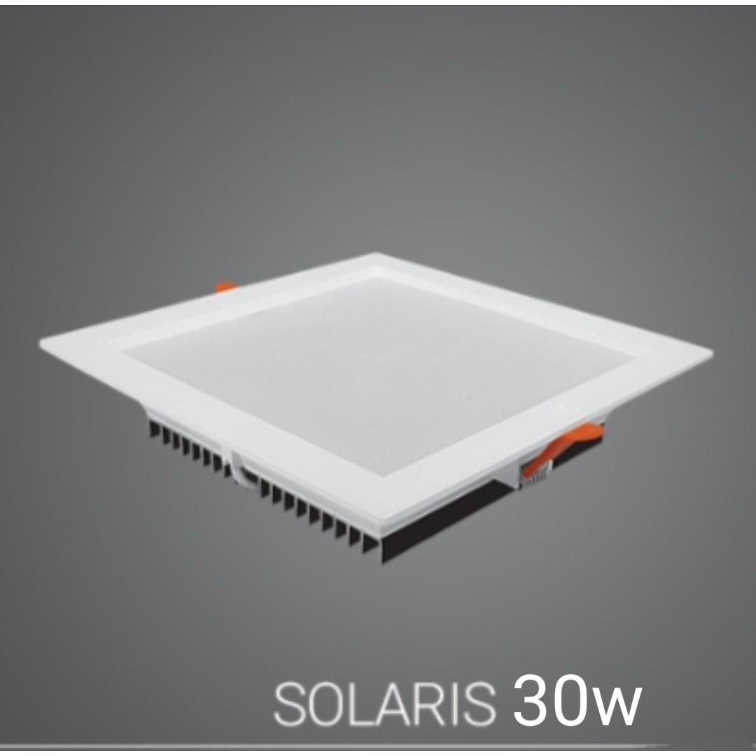 چراغ توکار سقفی 30 وات مربع