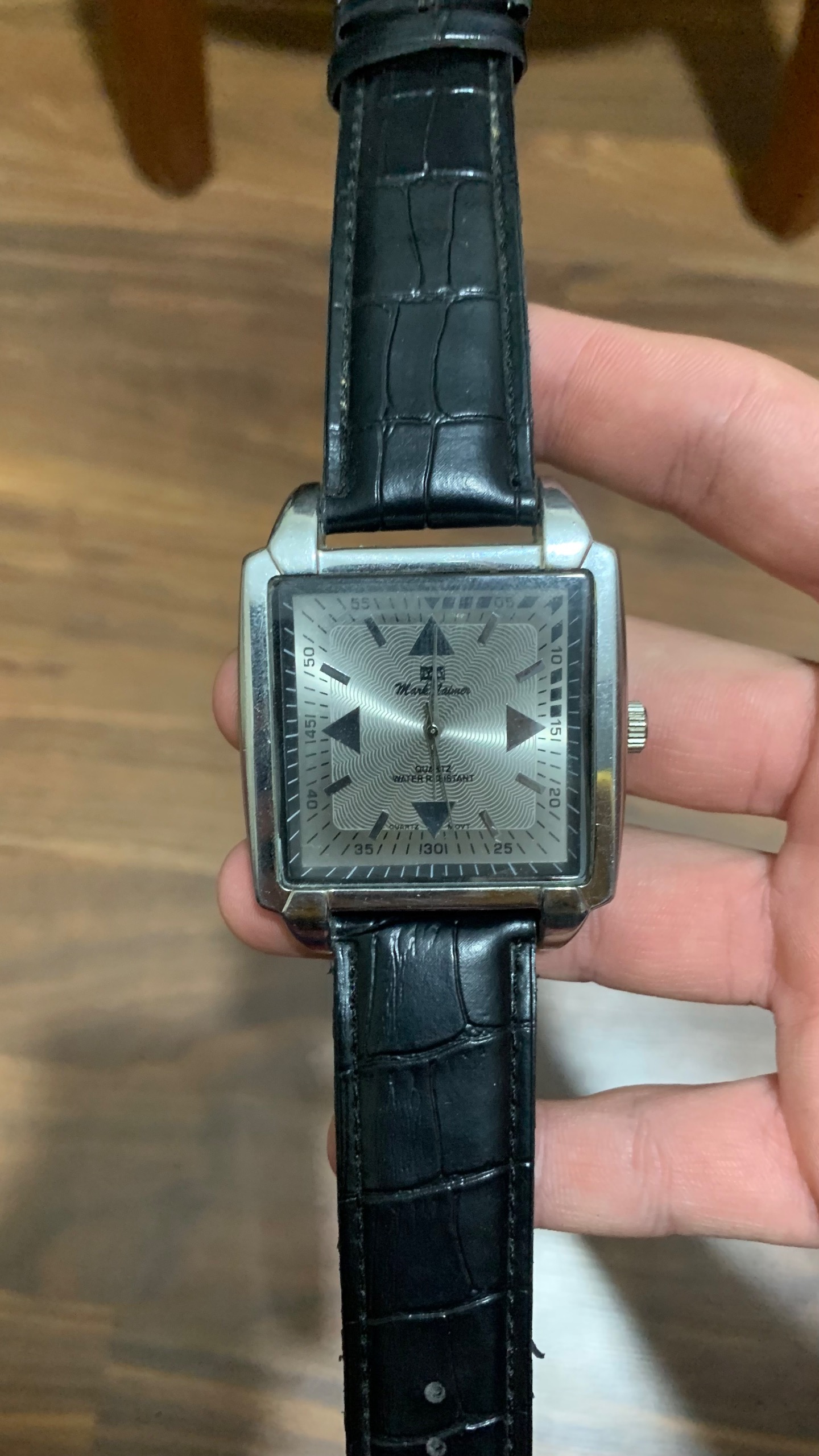 ساعت نونونو شیک و زیبا