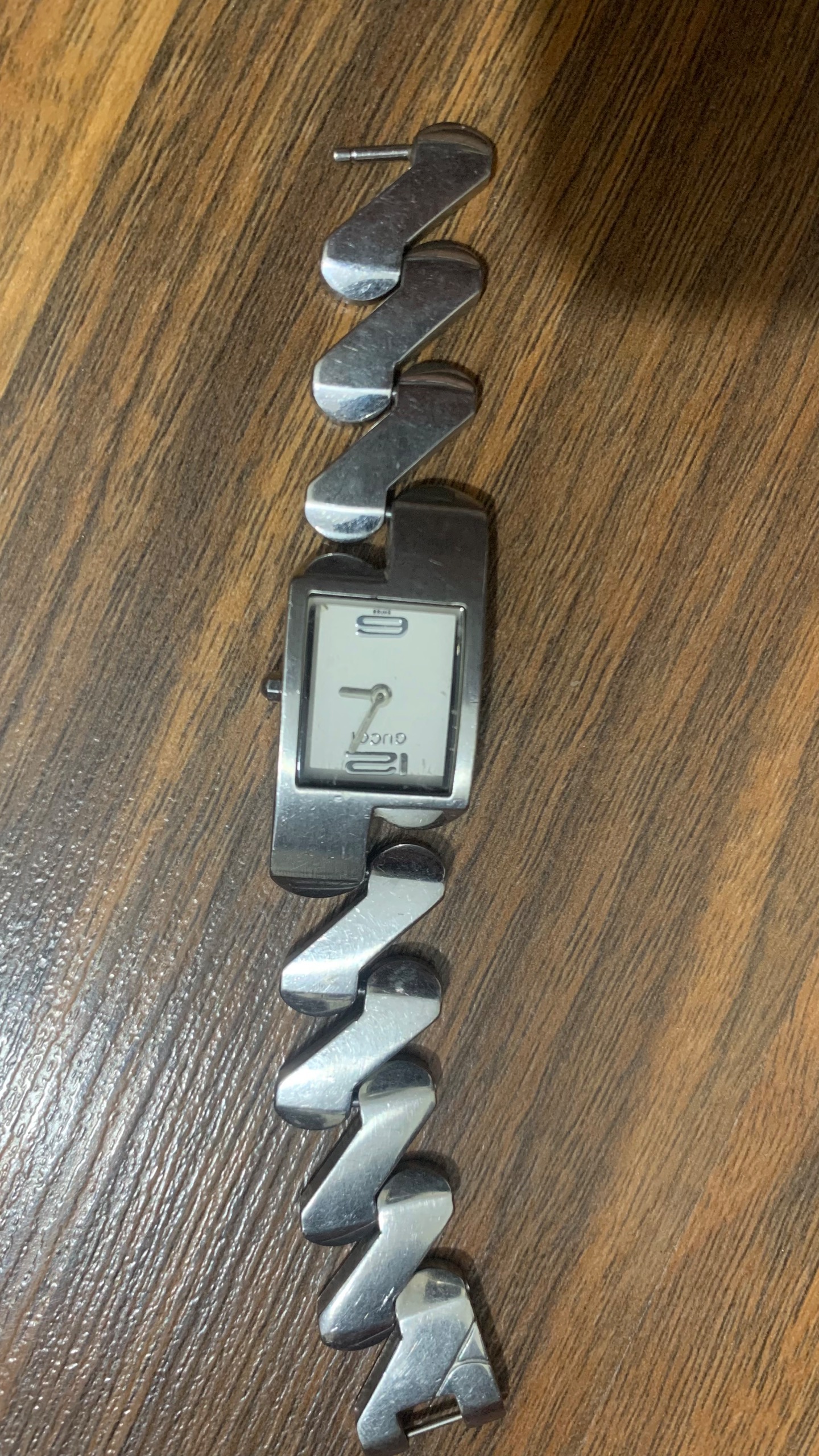 ساعت گوچی اصلی