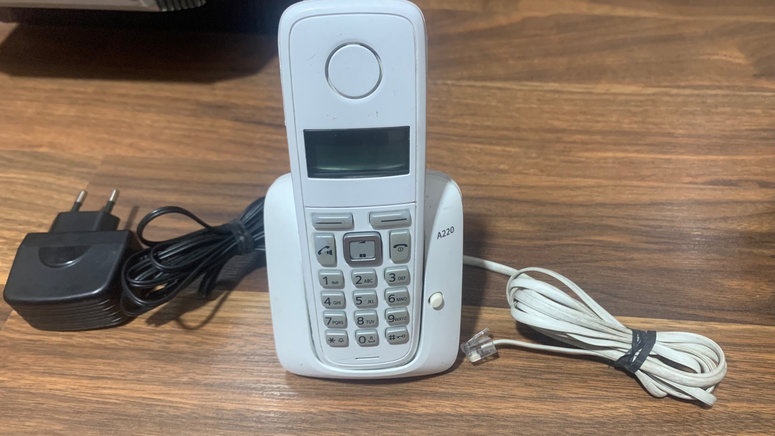 تلفن گیگاست اصل المان